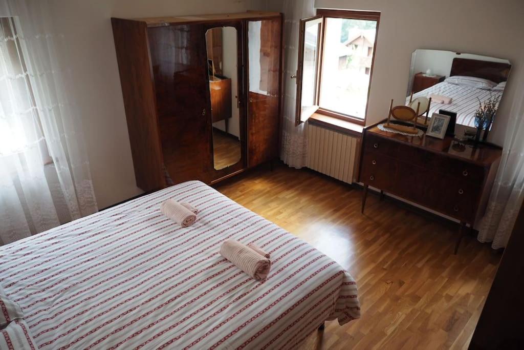 Two-Bedroom Apartment photo 2