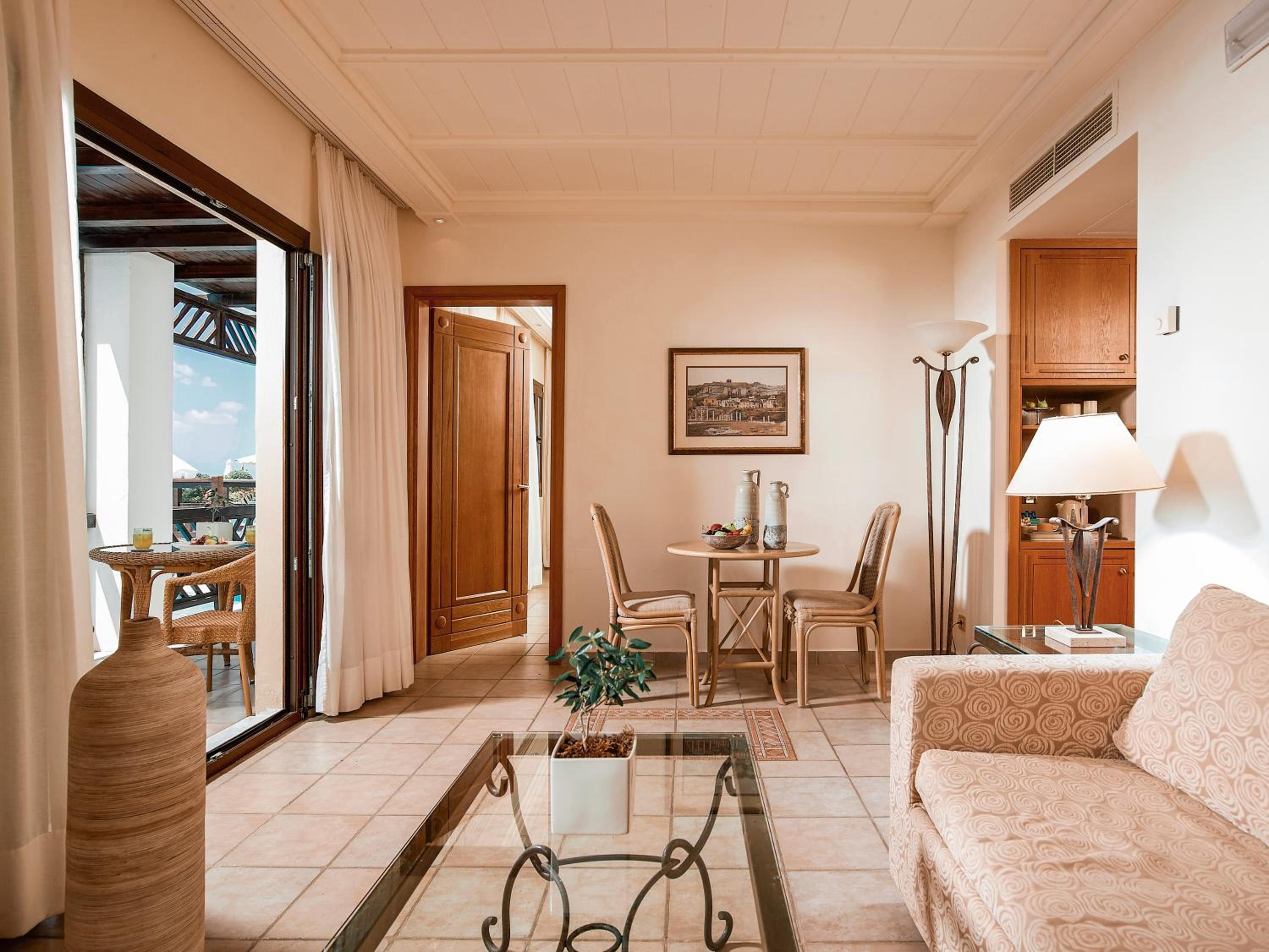 Superior Suite with Sea View - Photo 1