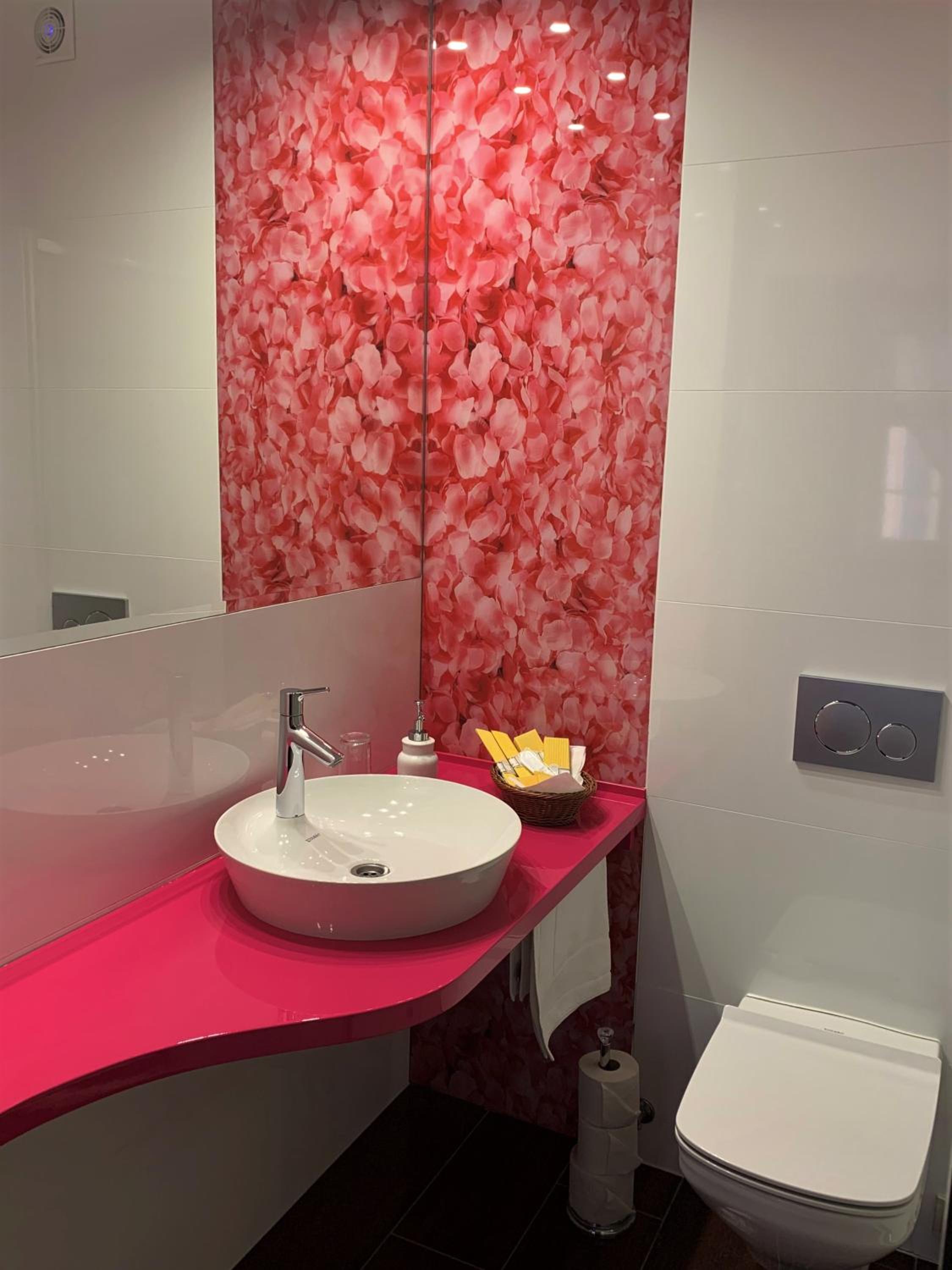 Deluxe Double Room - Photo 4