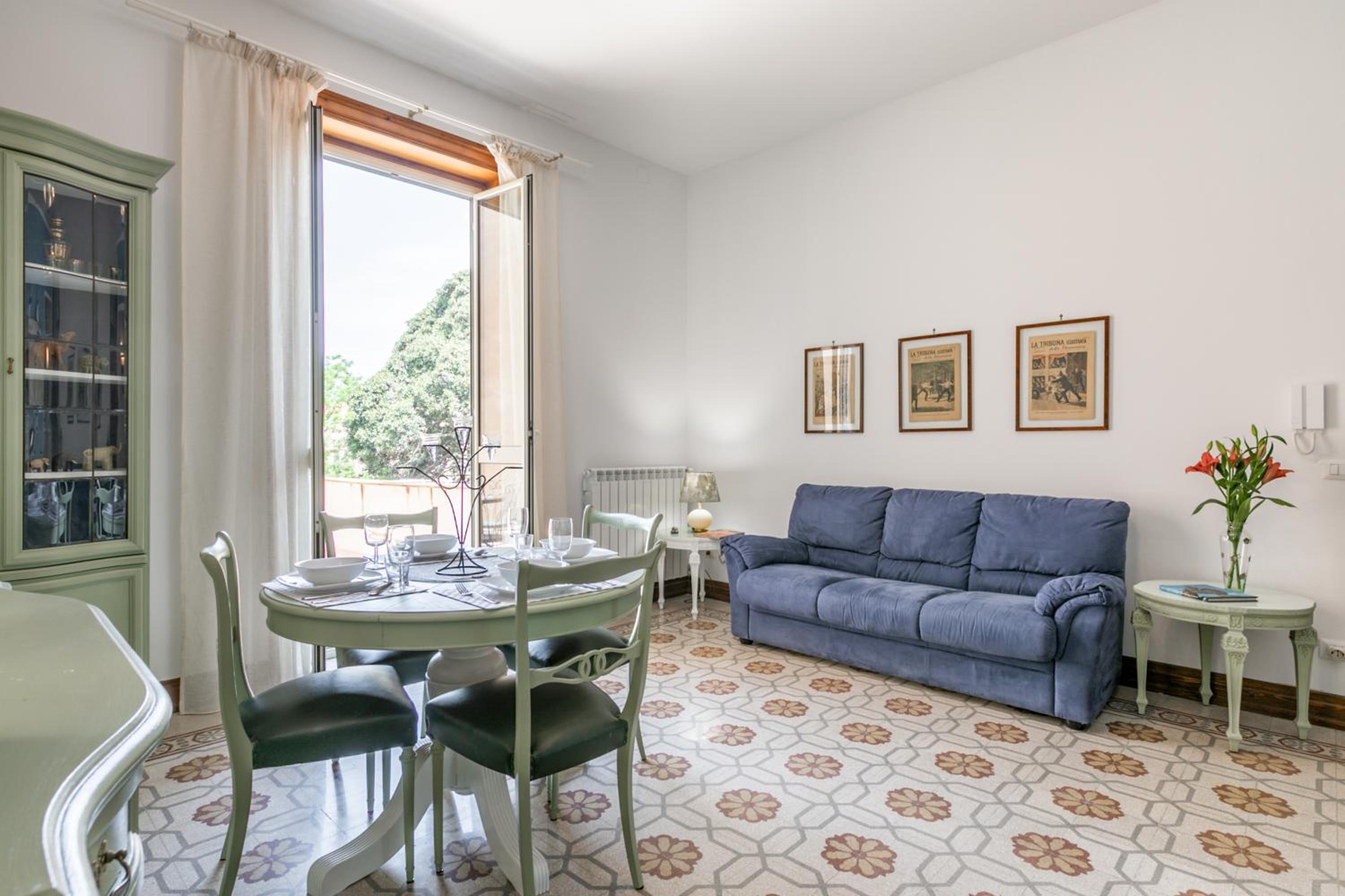 One-Bedroom Apartment