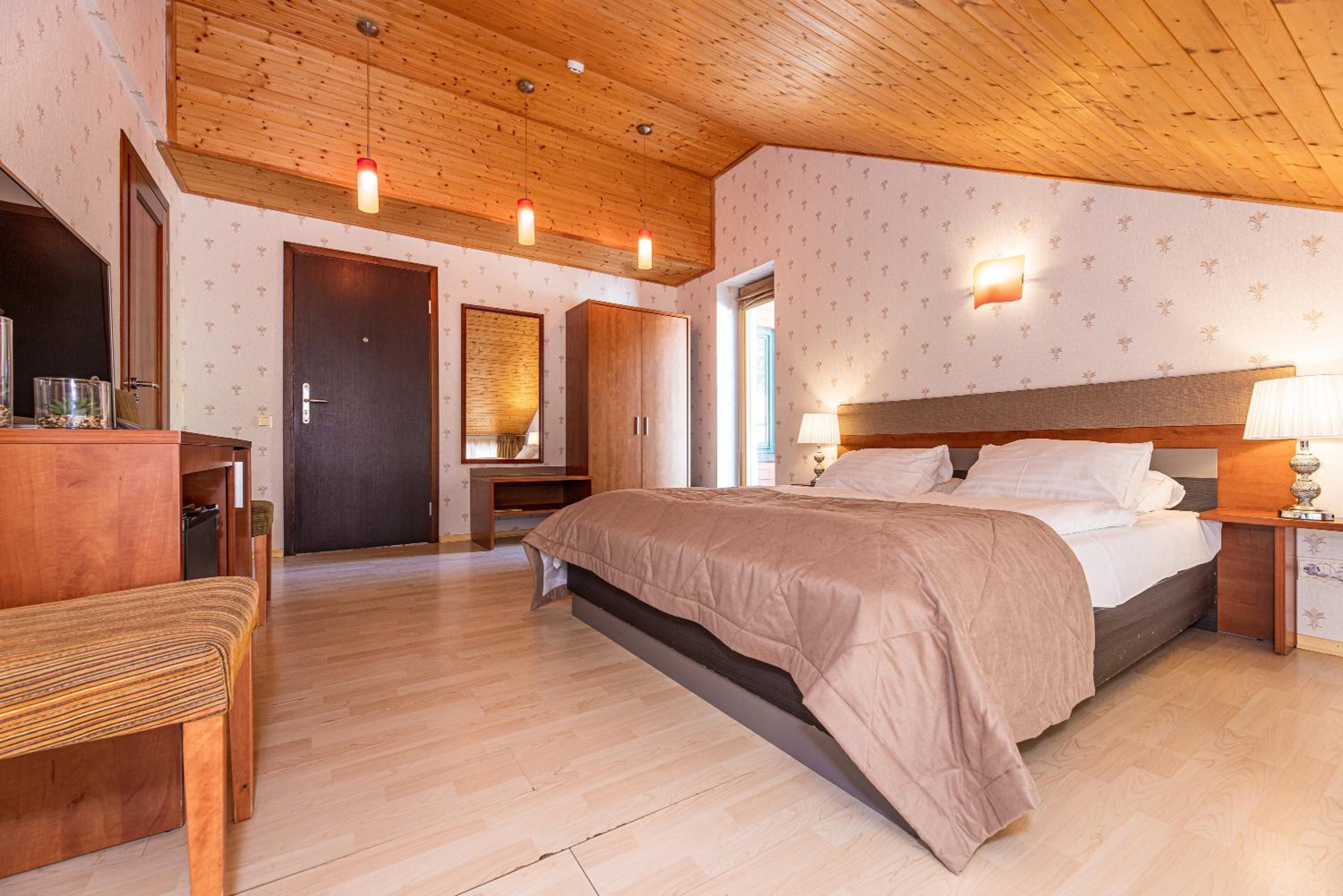 Double Room with Balcony photo 1