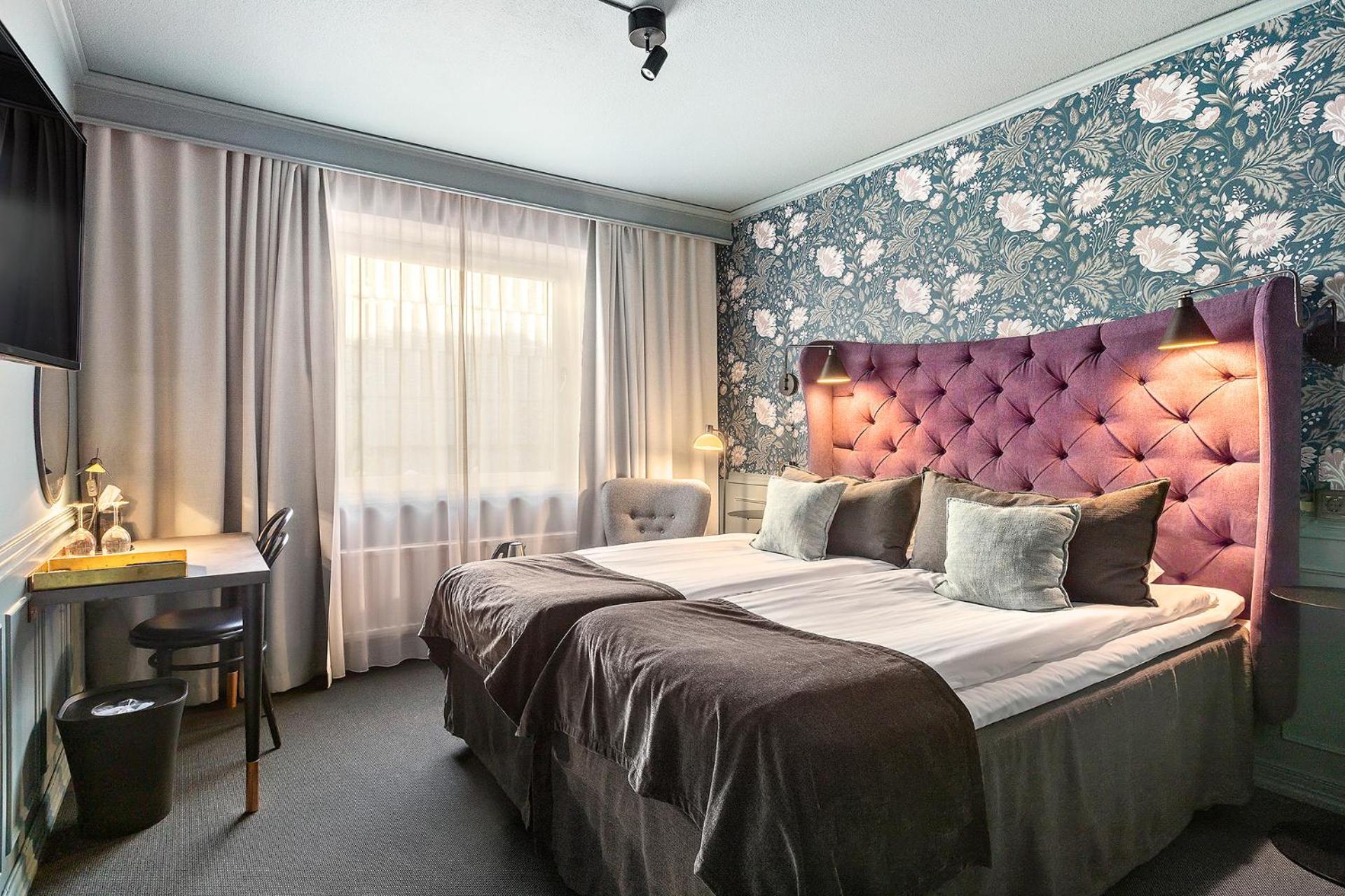 Standard Twin Room - Photo 5