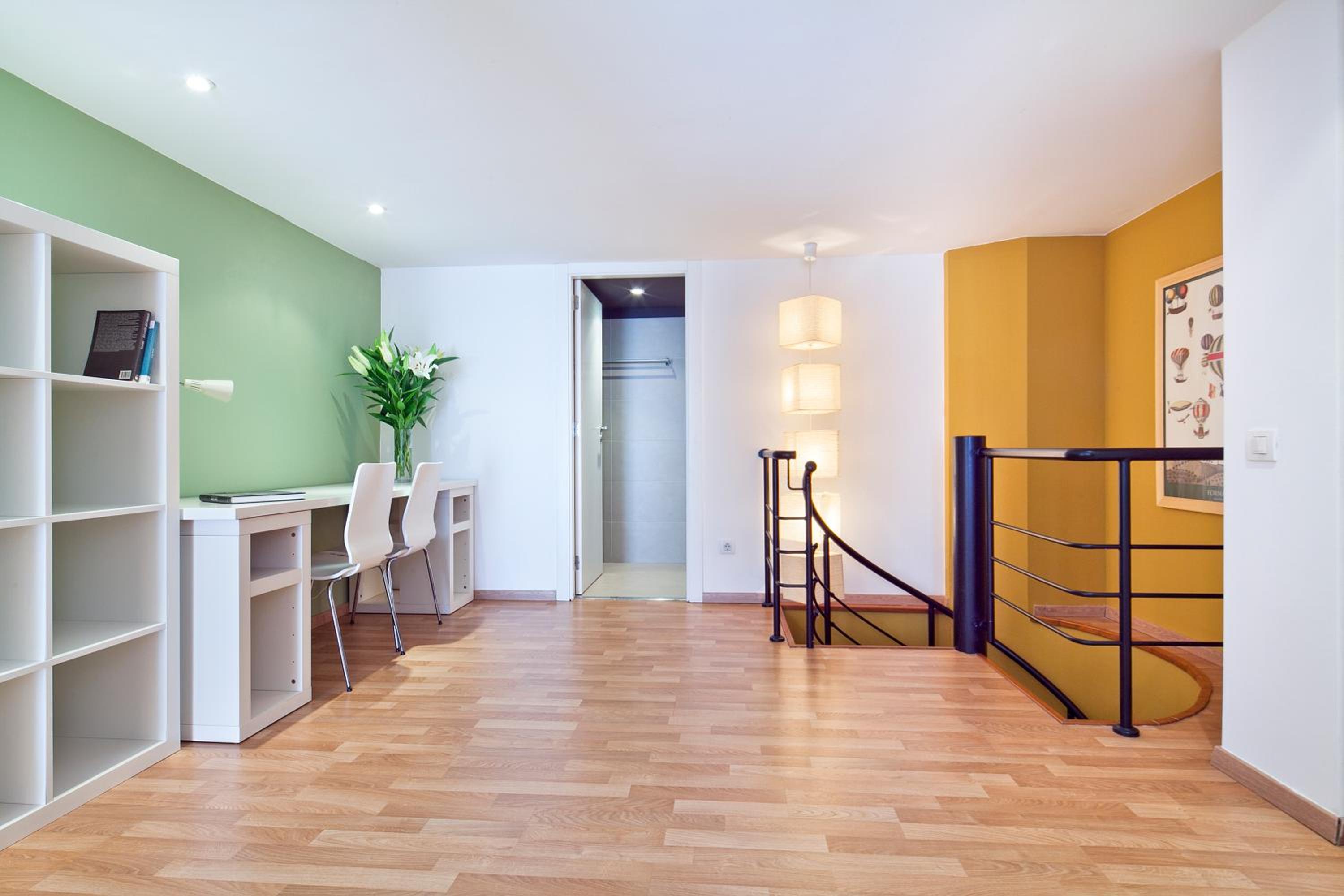 3 Bedroom Apartment with 2 bathrooms photo 2