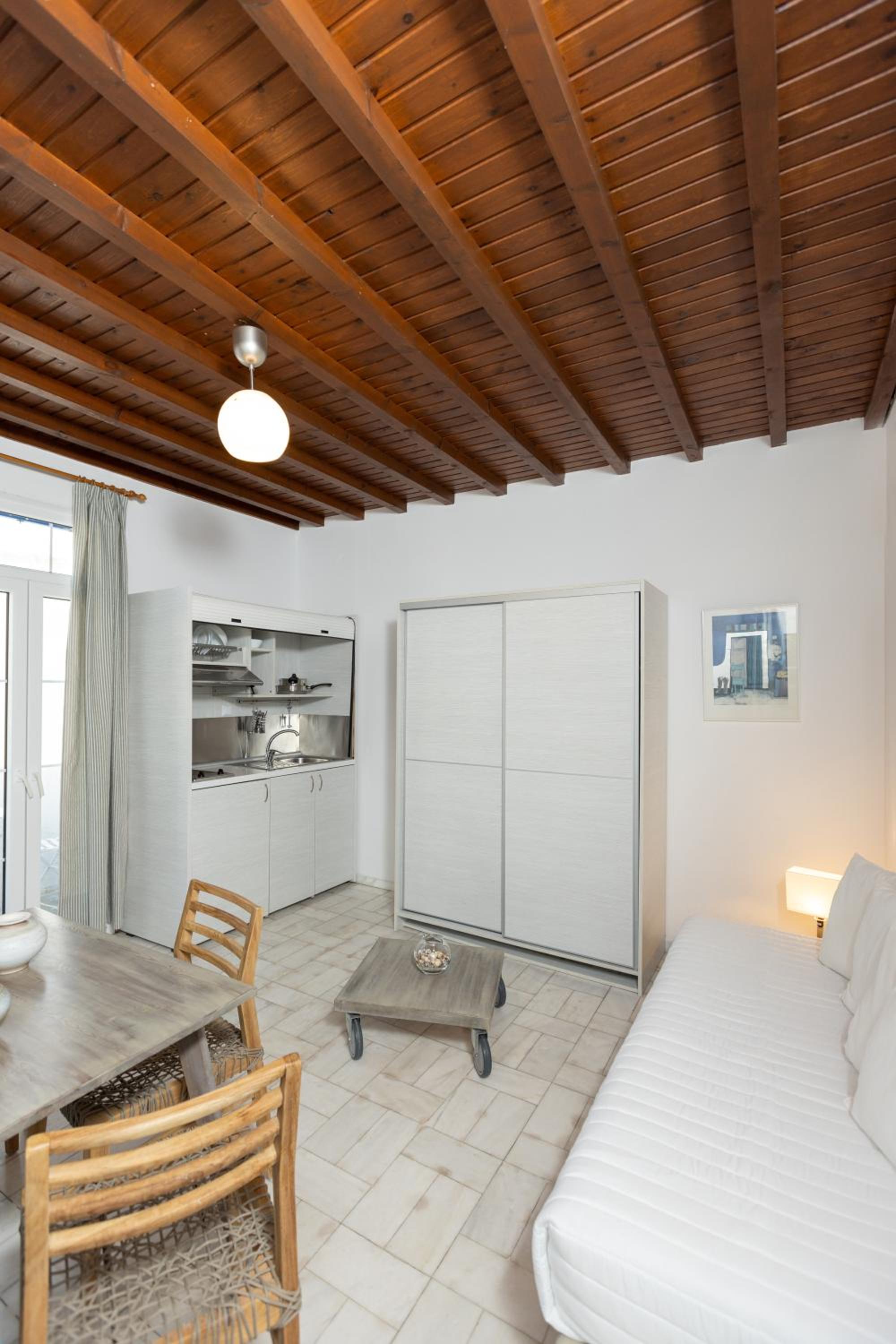 Standard Apartment - Photo 3