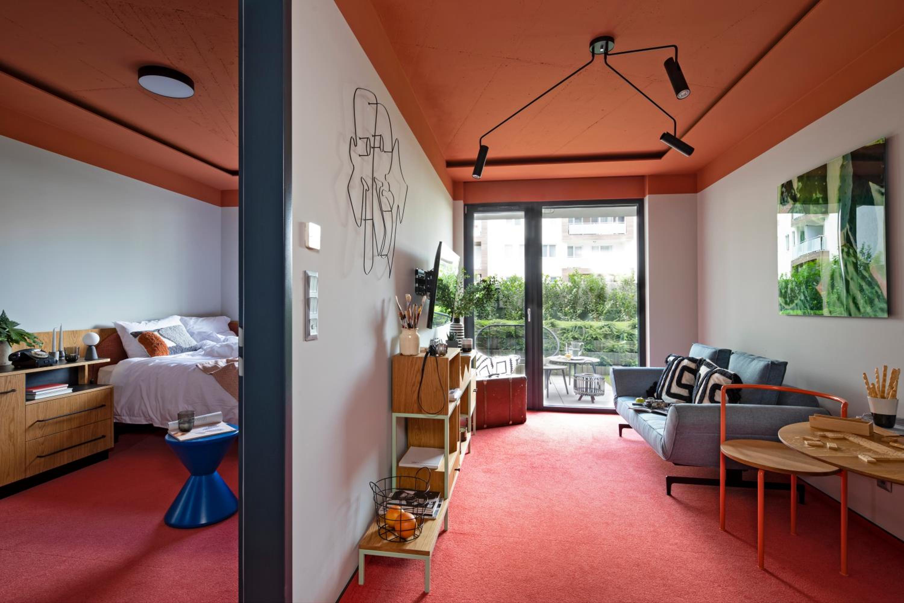 Deluxe Room - Photo 1