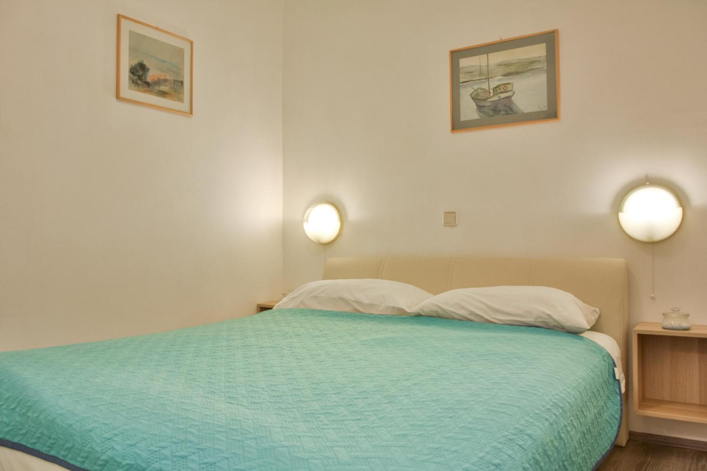 Two-Bedroom Apartment photo 2