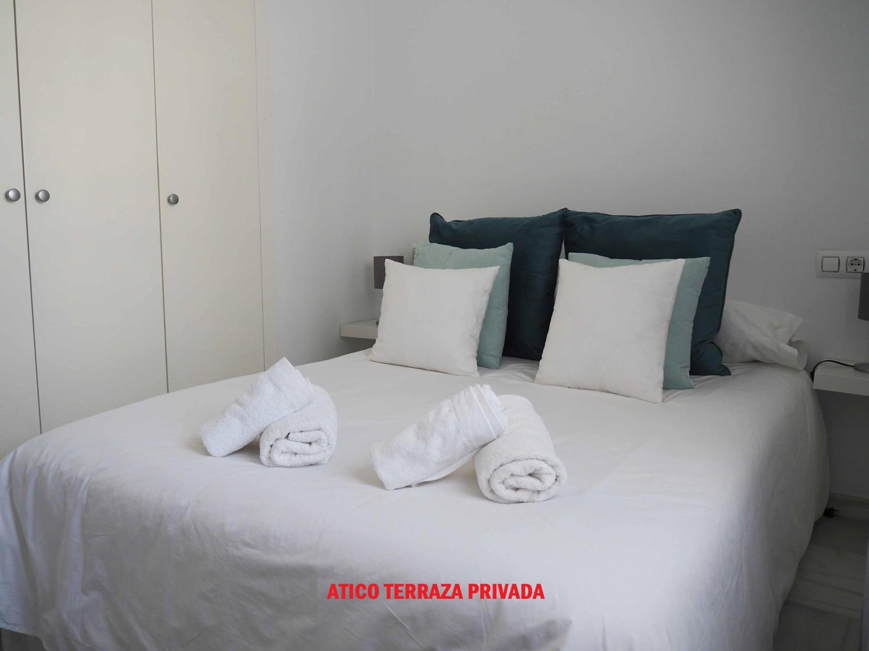 Penthouse Apartment - Photo 9