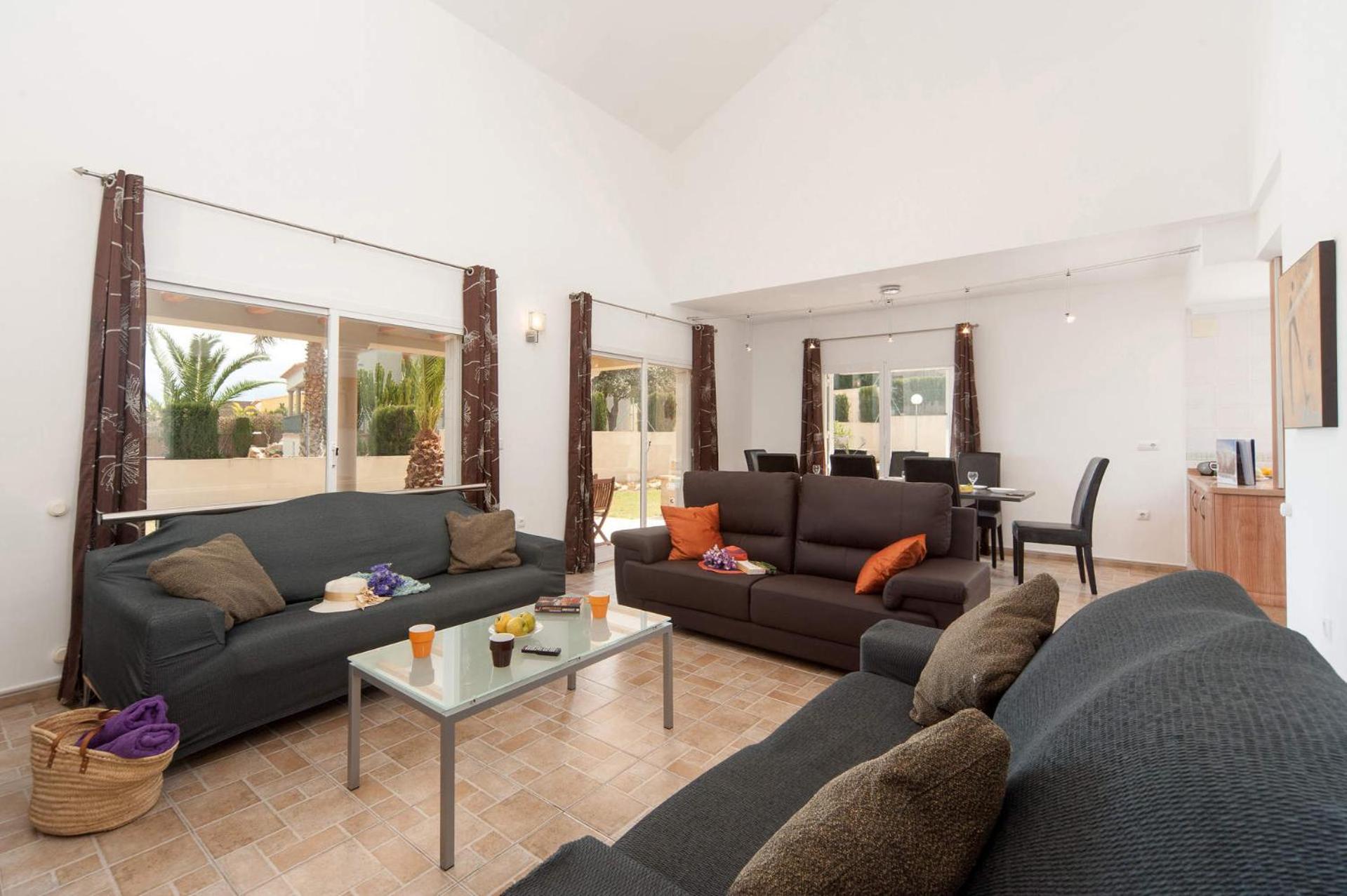 Villa de Cuatro Habitaciones