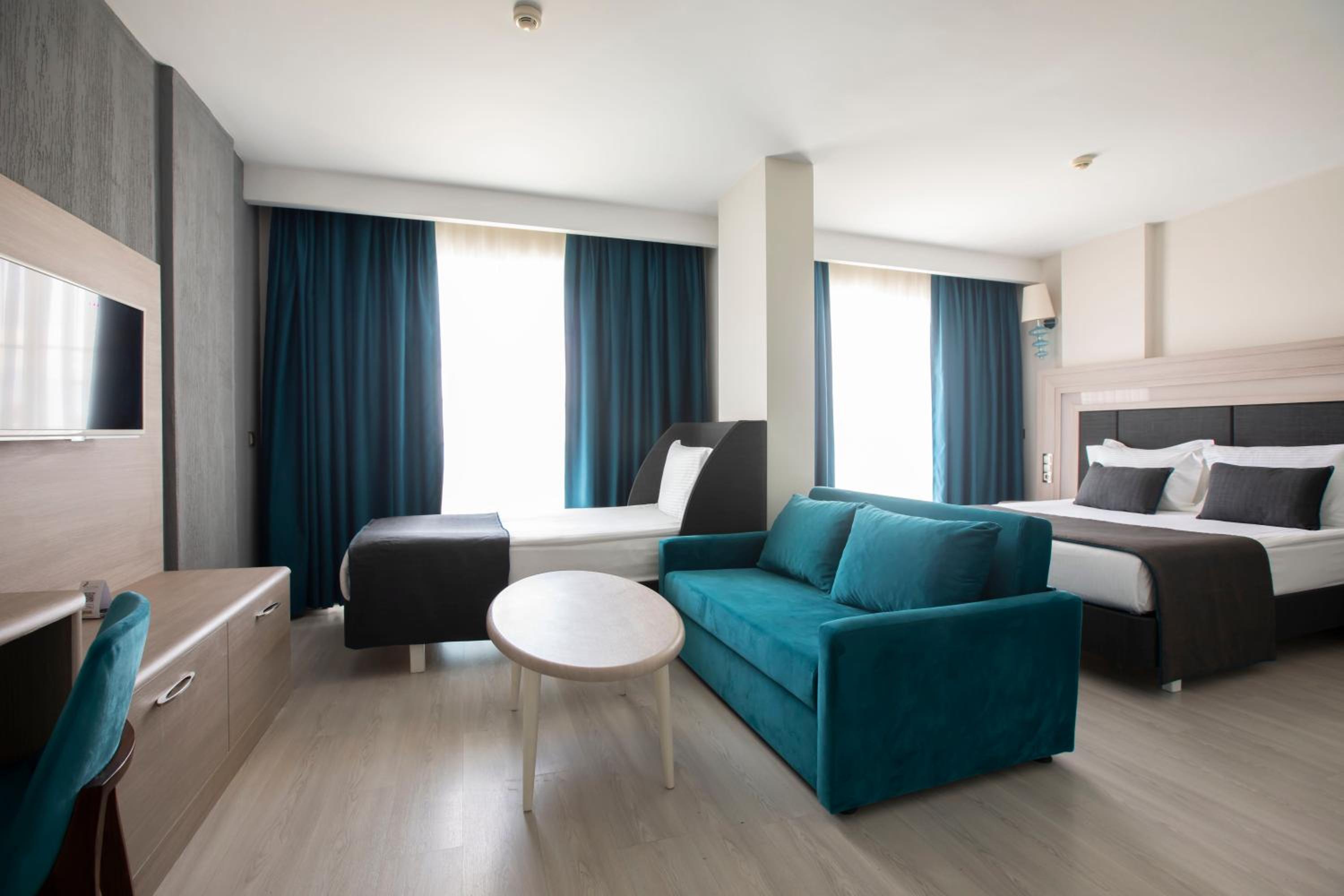 Superior Room - Photo 7