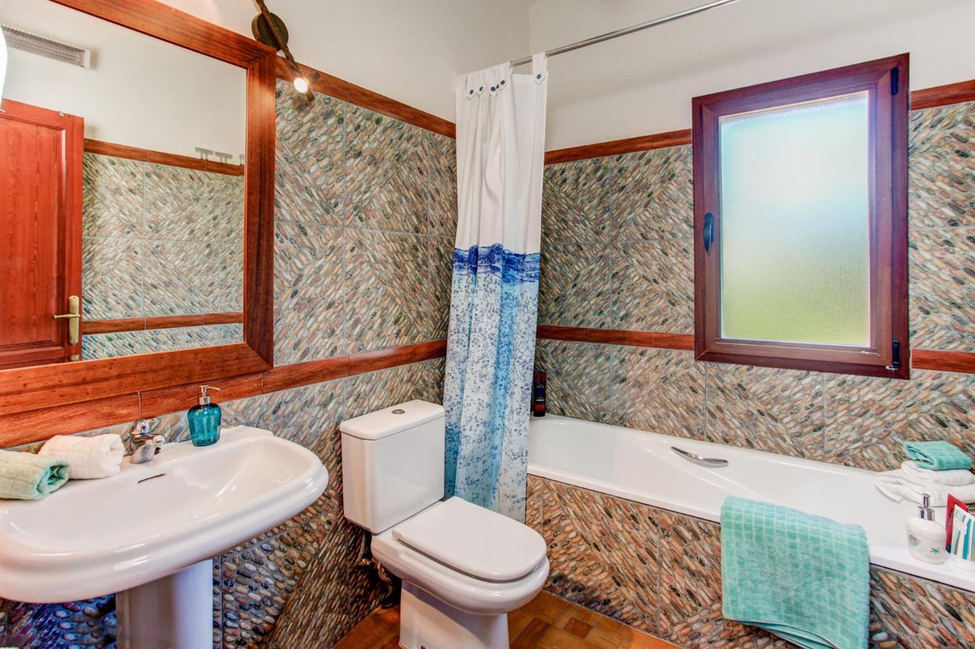 Villa photo 3