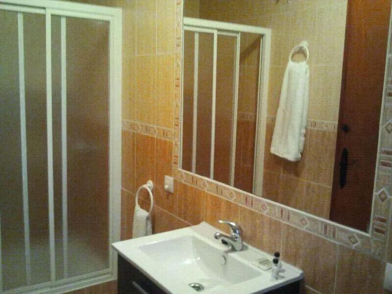 Double or Twin Room - Photo 6