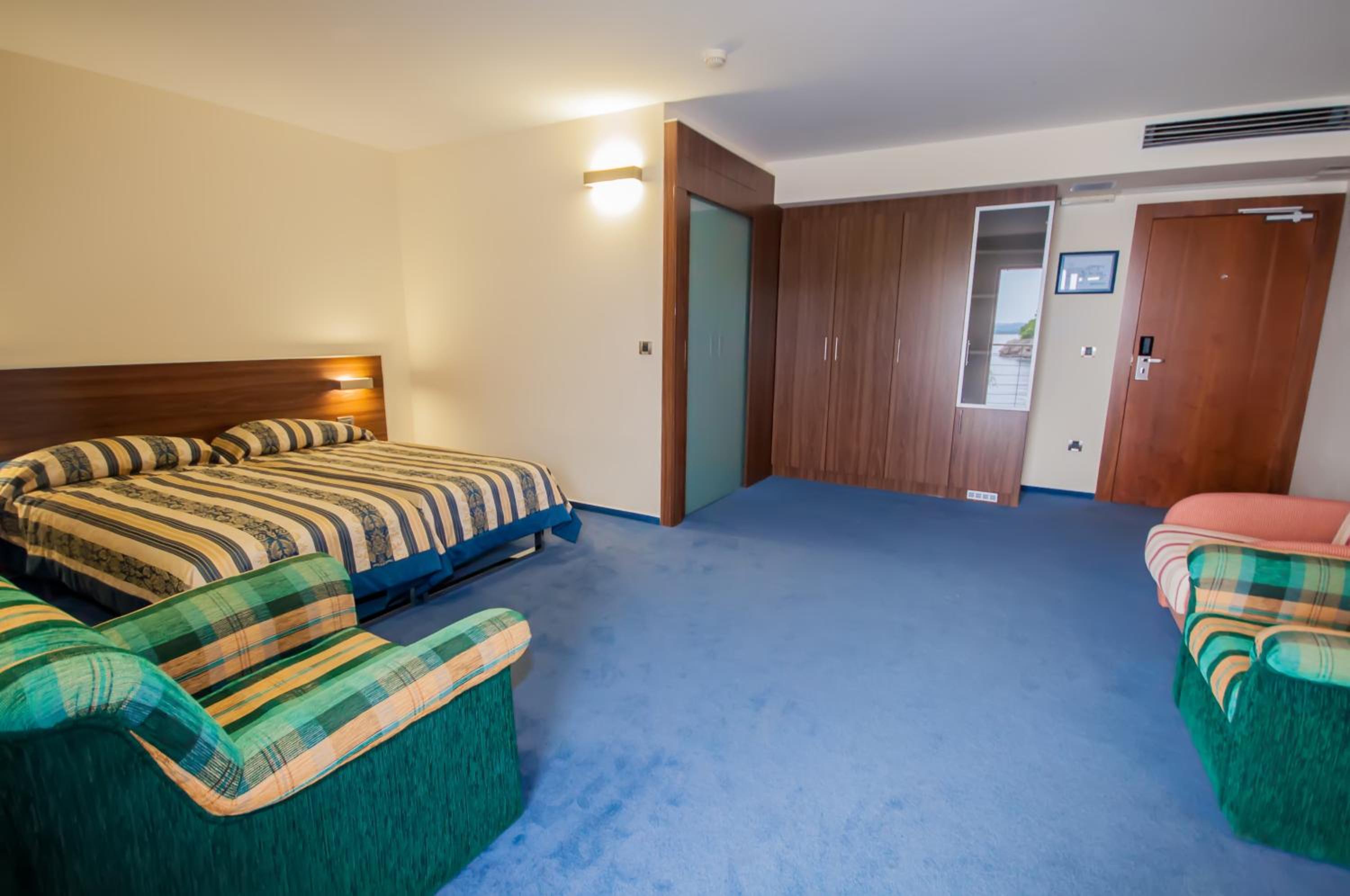 Double Room with Balcony and Sea View photo 2