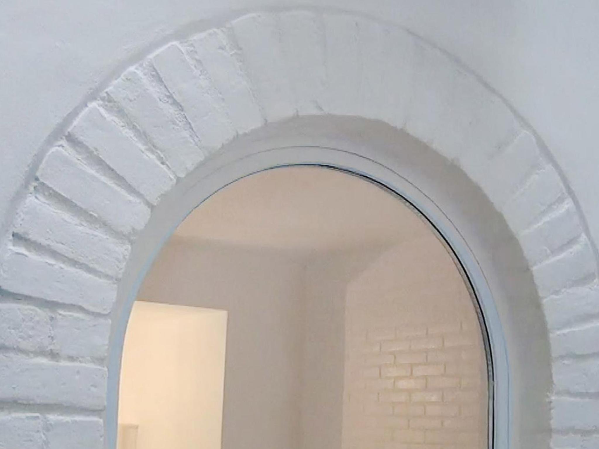 One-Bedroom Apartment - Photo 18