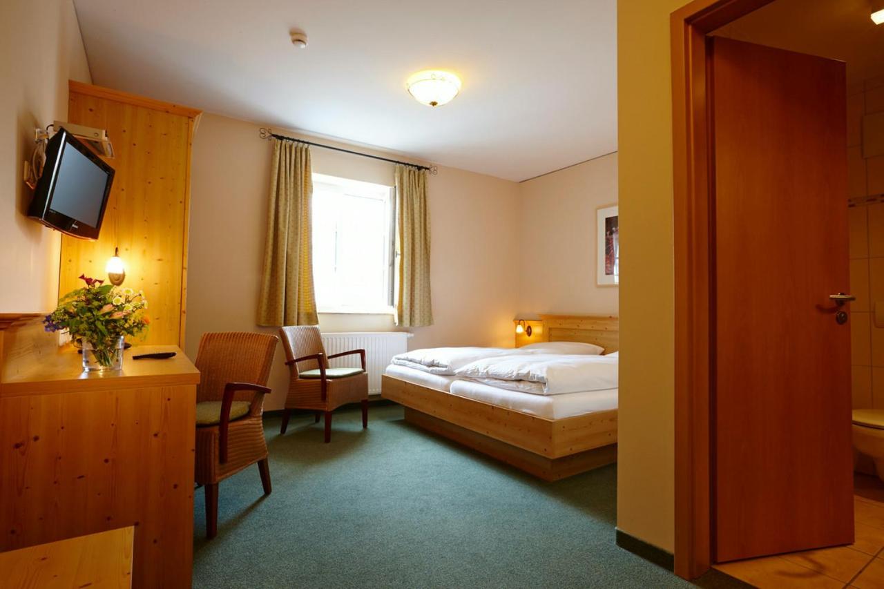 Double Room - Photo 1