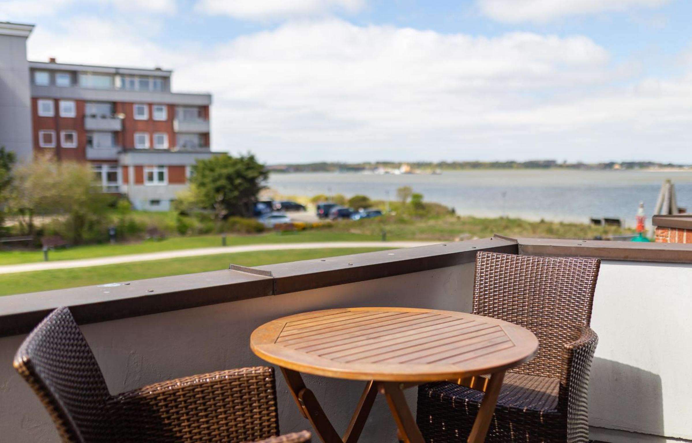 Apartment with Sea View photo 2