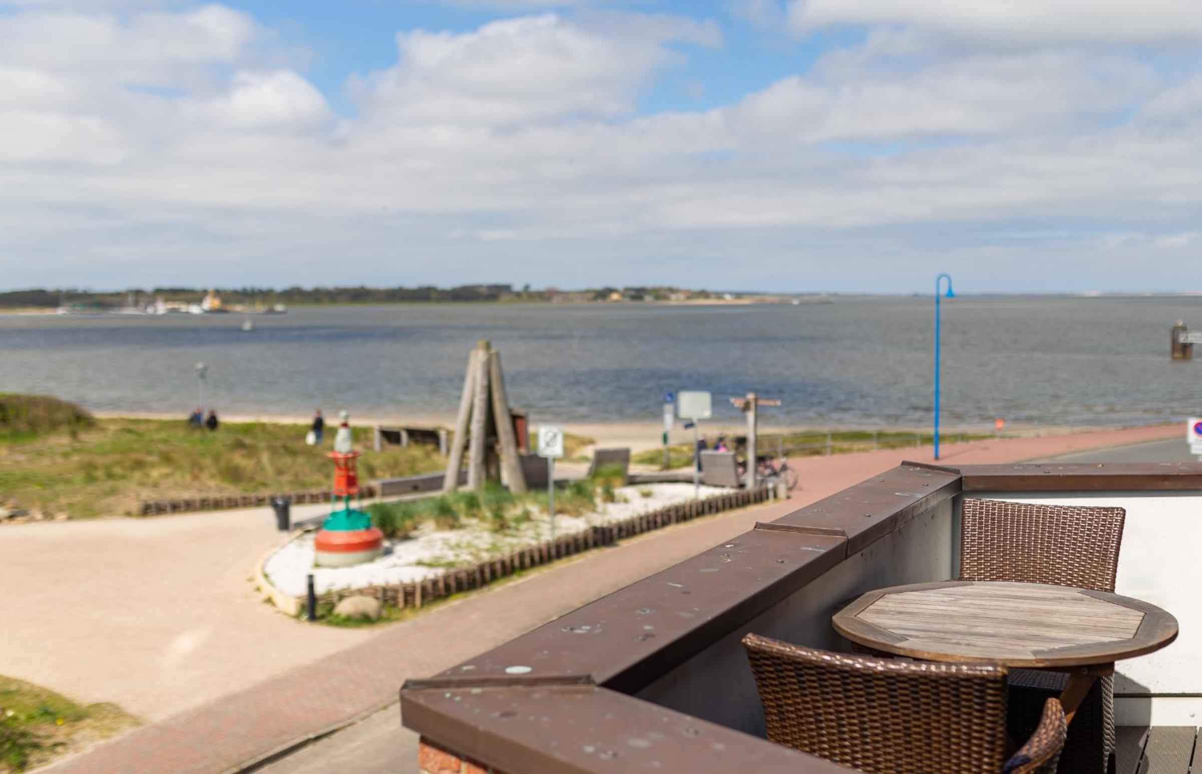 Apartment with Sea View photo 3