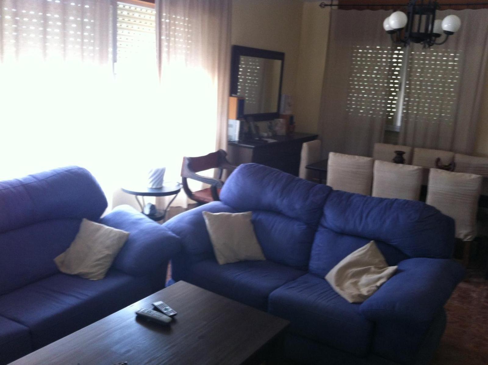 Casa de cuatro habitaciones