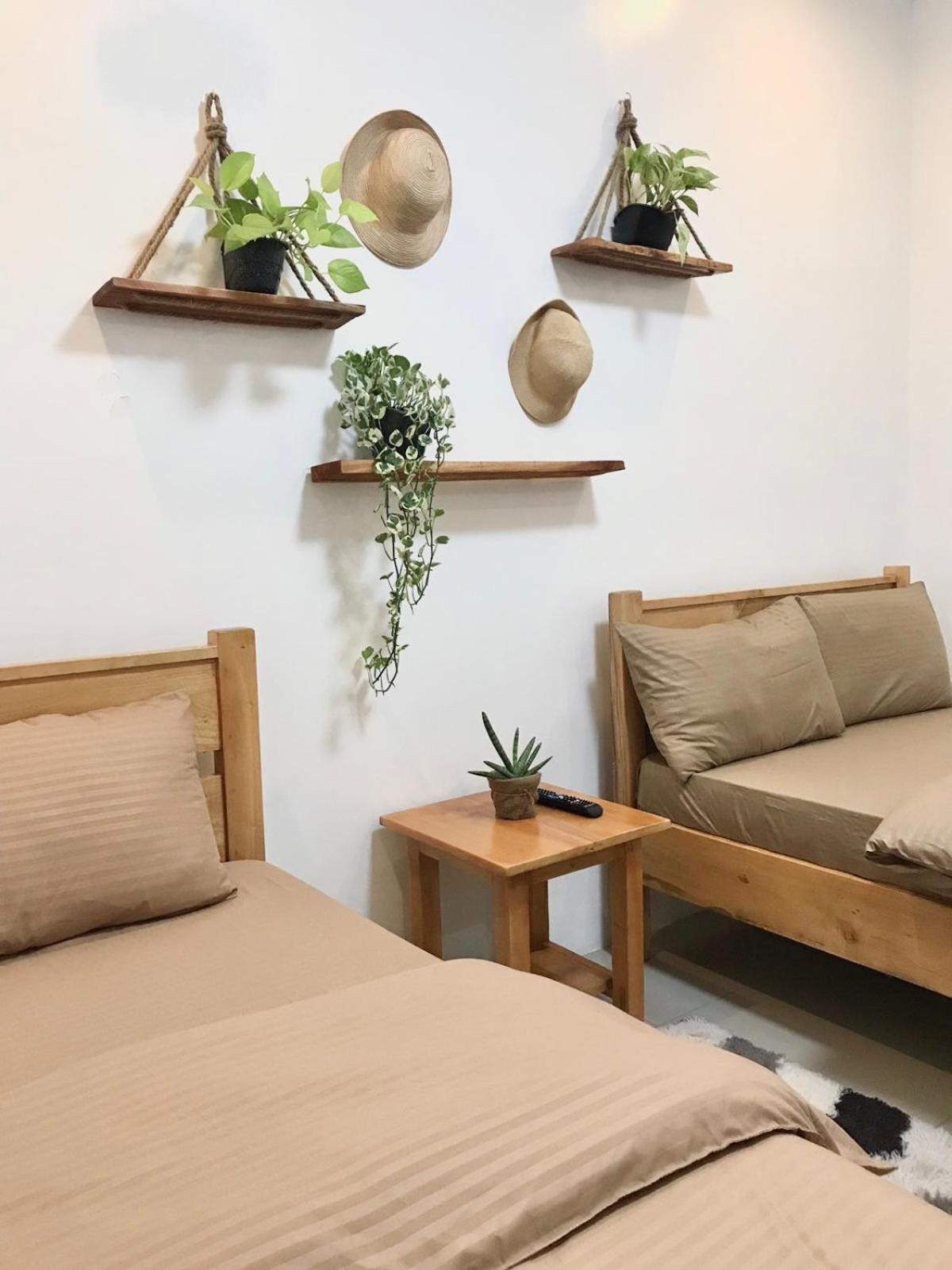 Family Room photo 3
