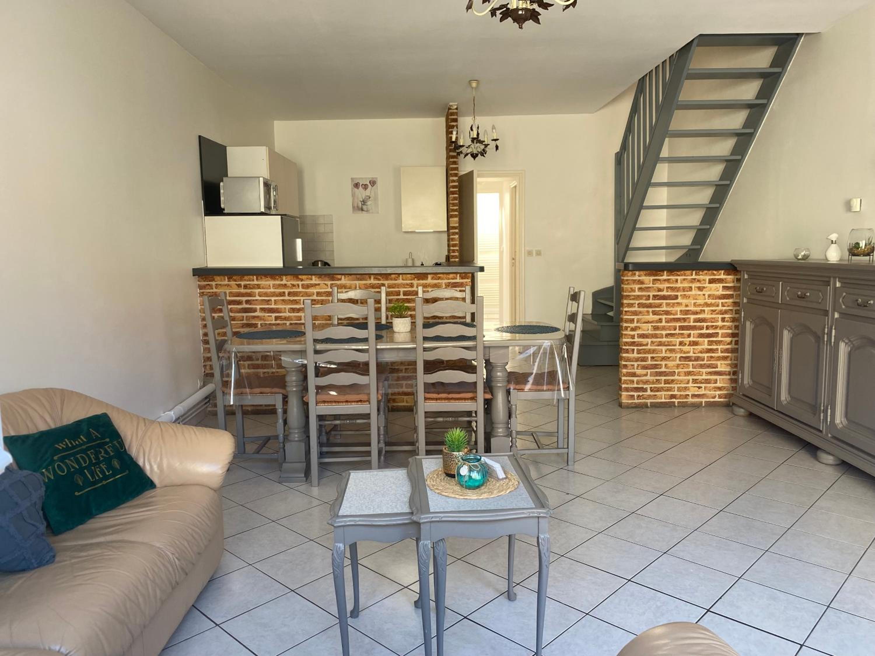 Three-Bedroom House - Photo 1