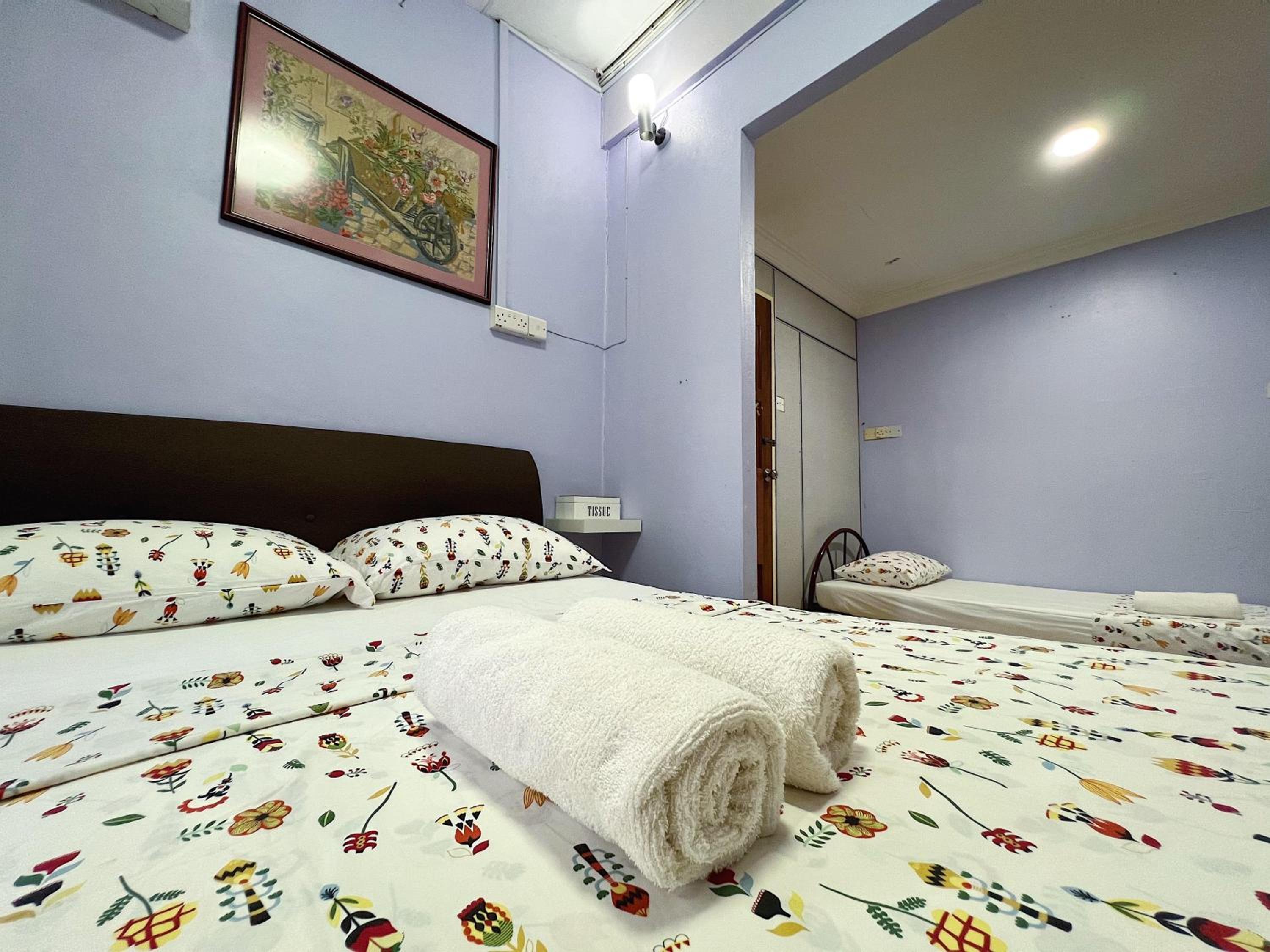 Comfort Triple Room with Shower photo 3