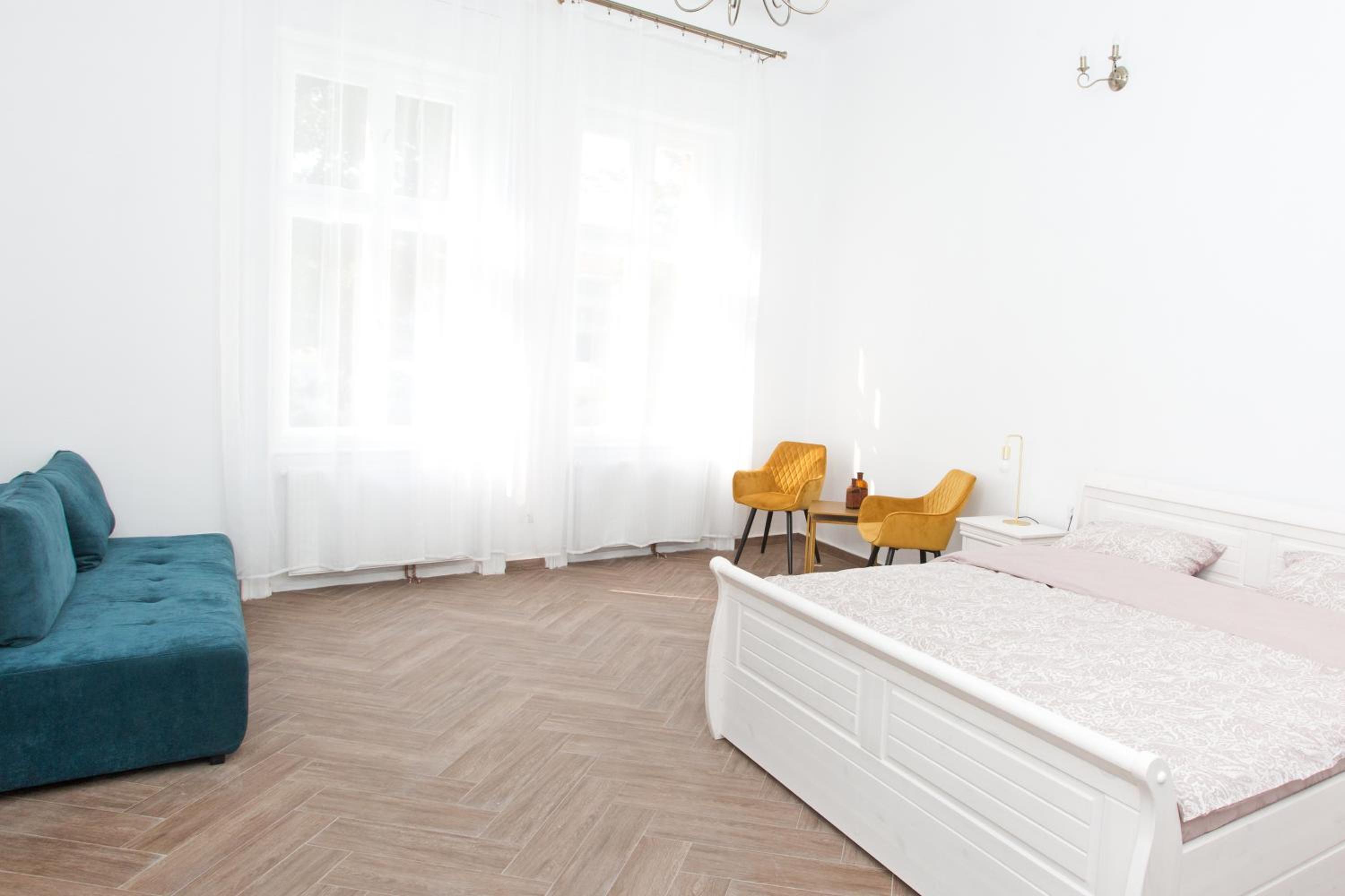 Superior Quadruple Room - Photo 22