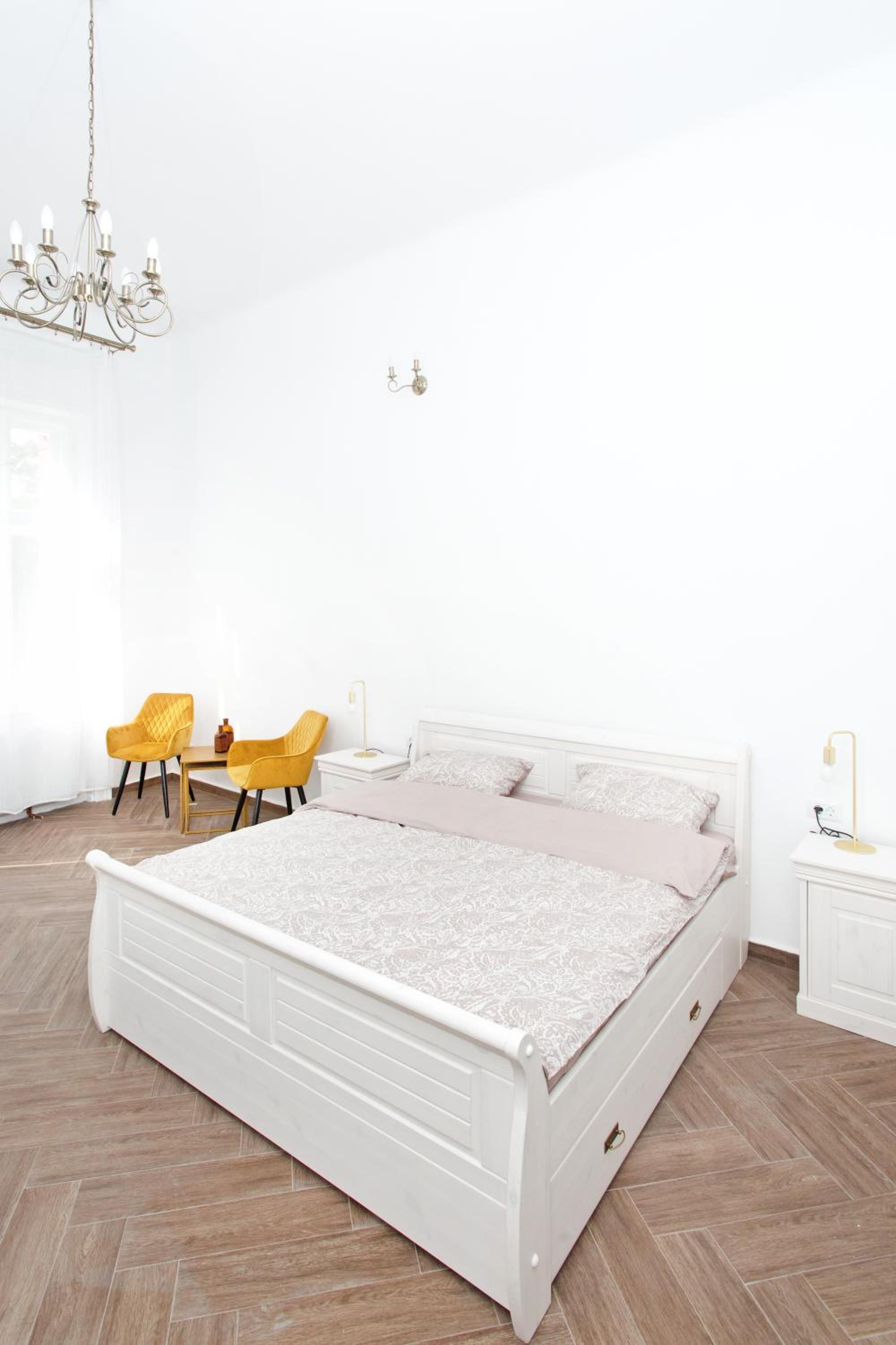 Superior Quadruple Room - Photo 26