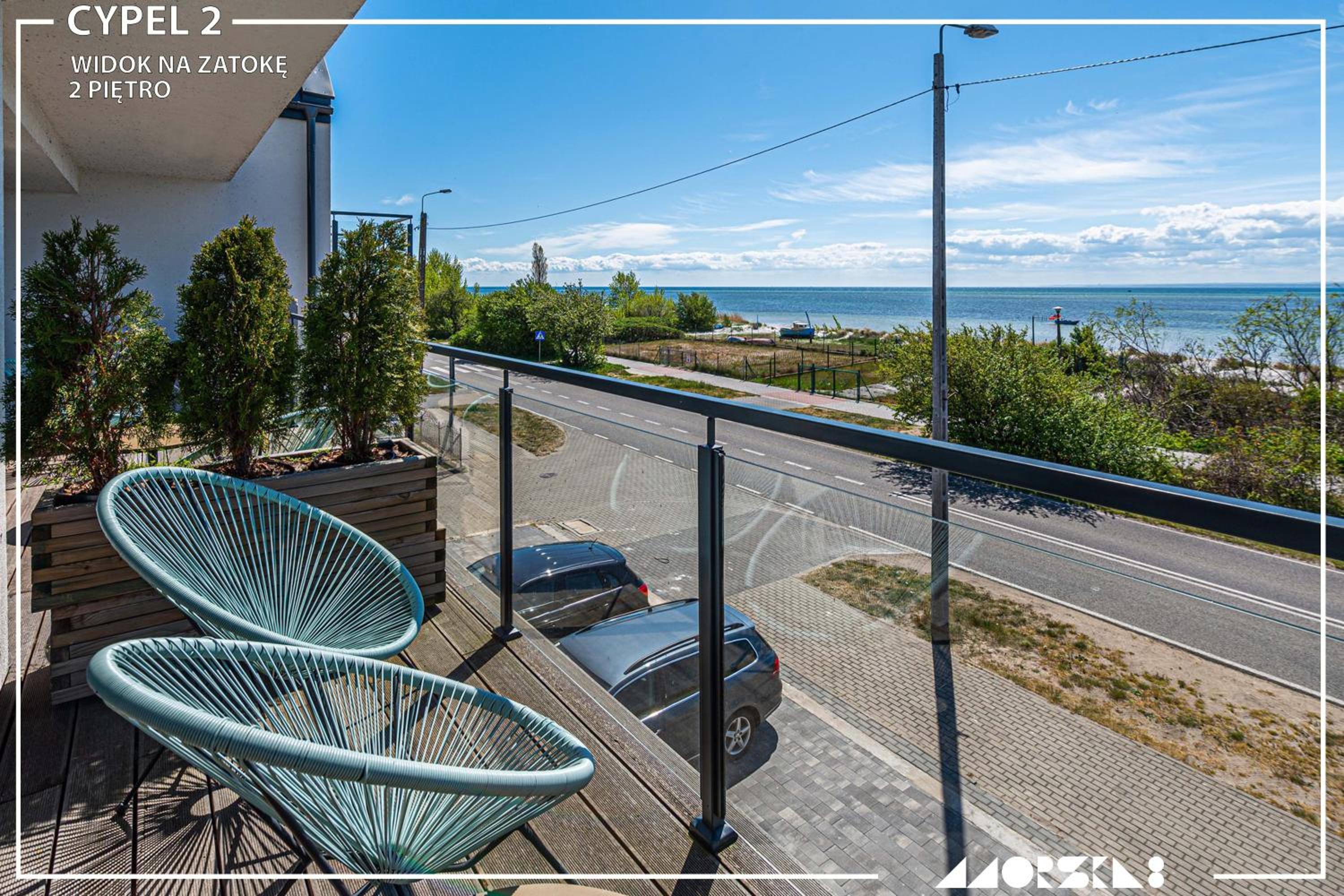 Apartment with Balcony photo 3