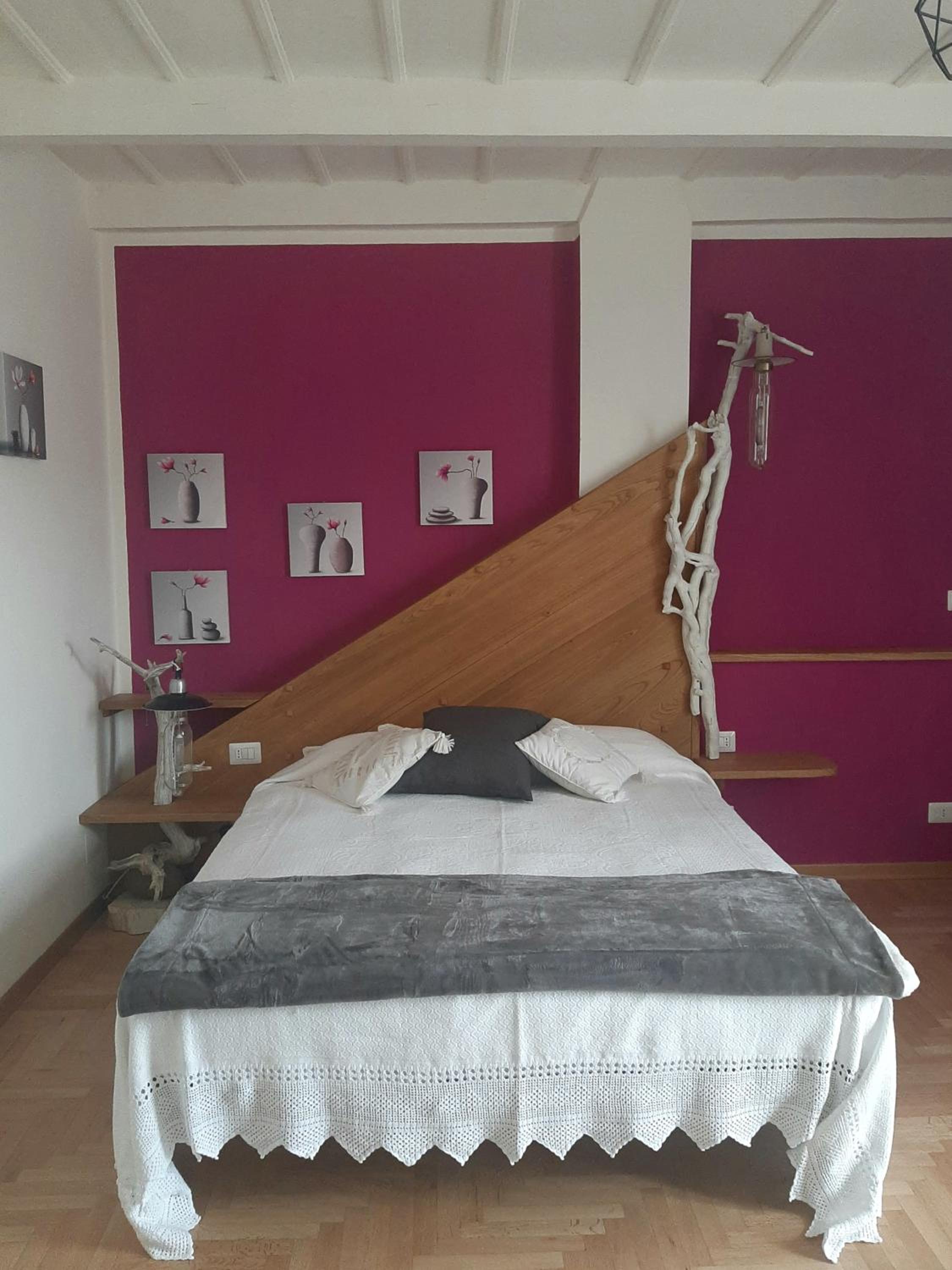 Large Double Room photo 1