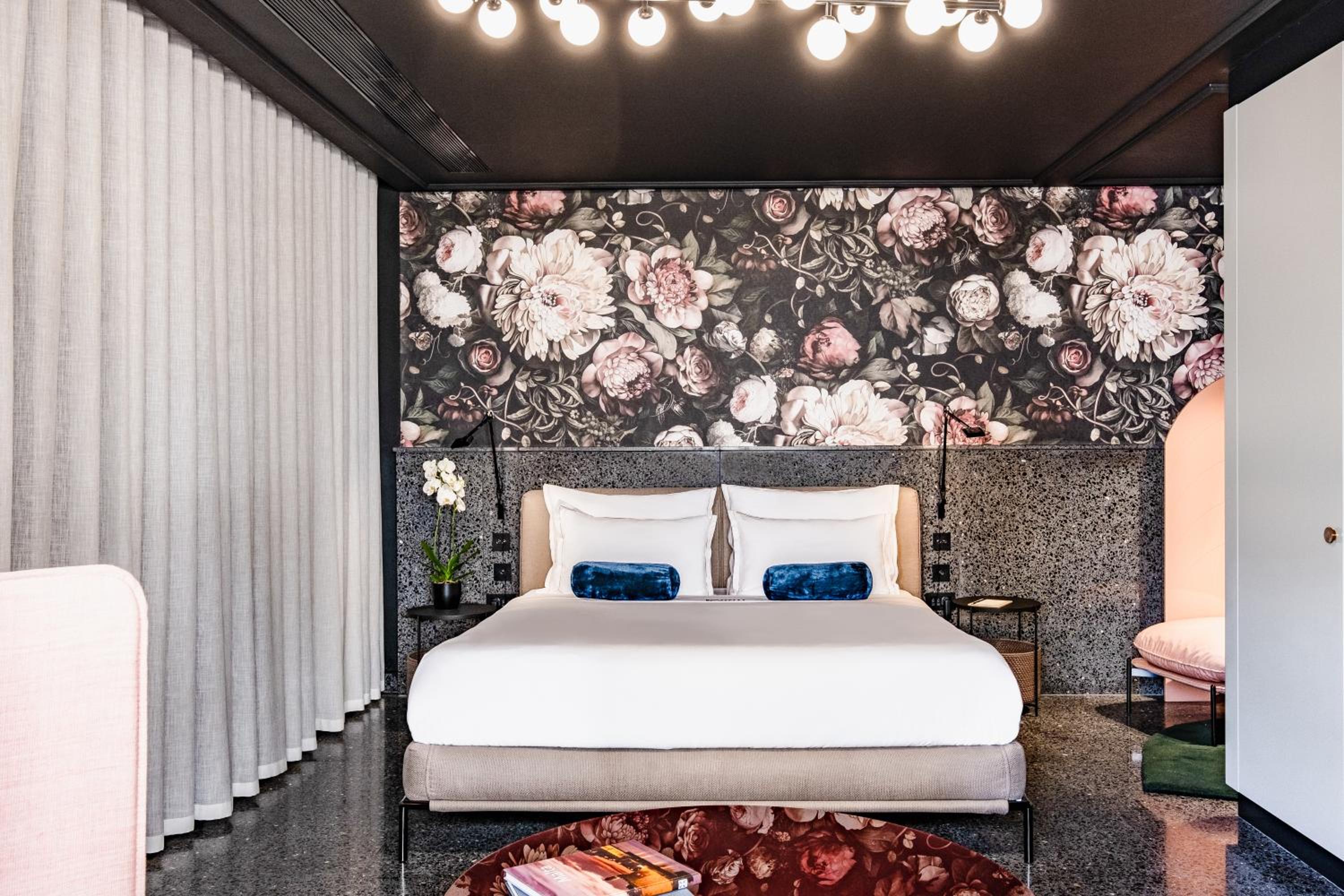 Superior Deluxe Double or Twin Room