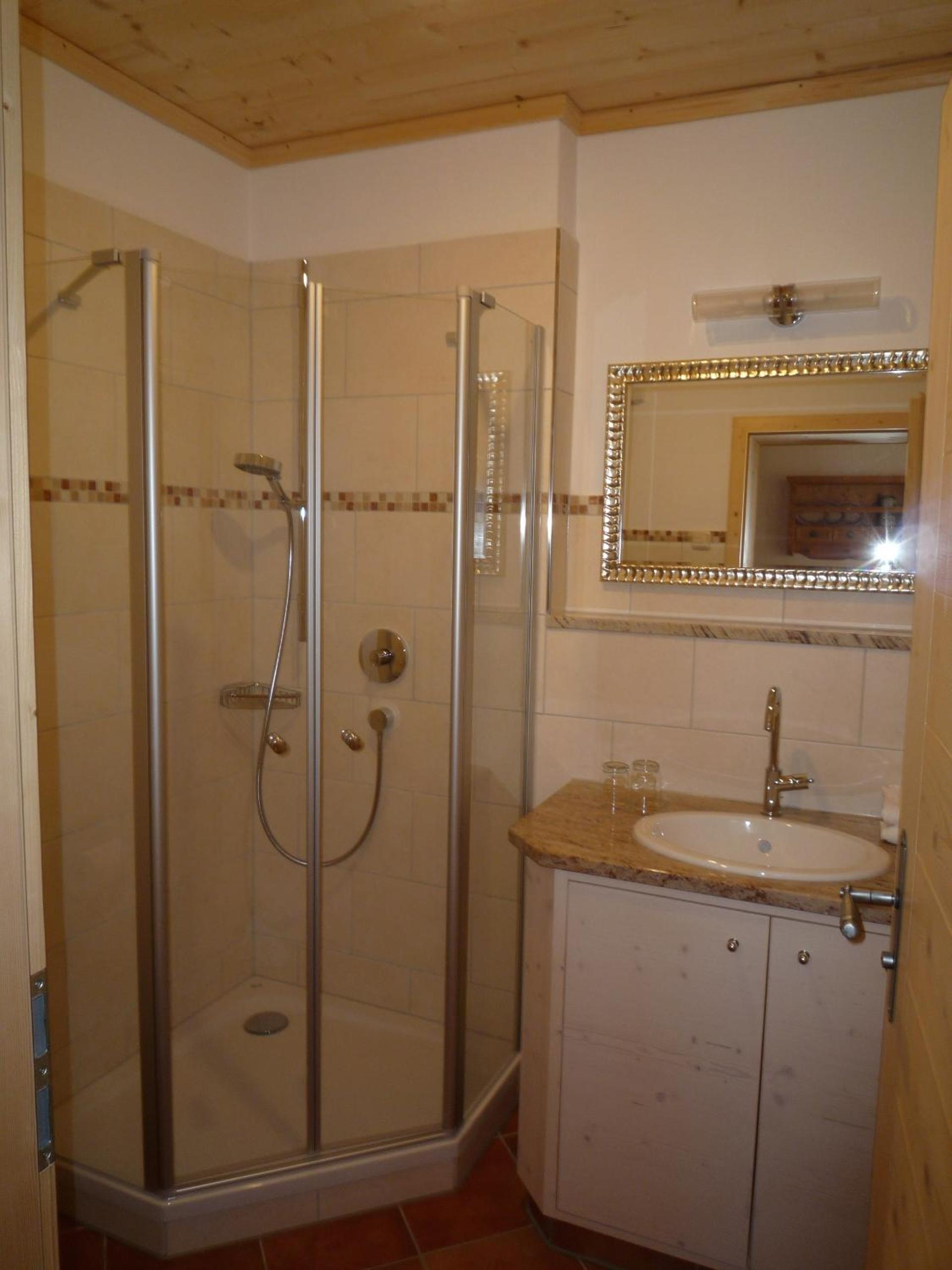 Apartment - Ground Floor photo 3