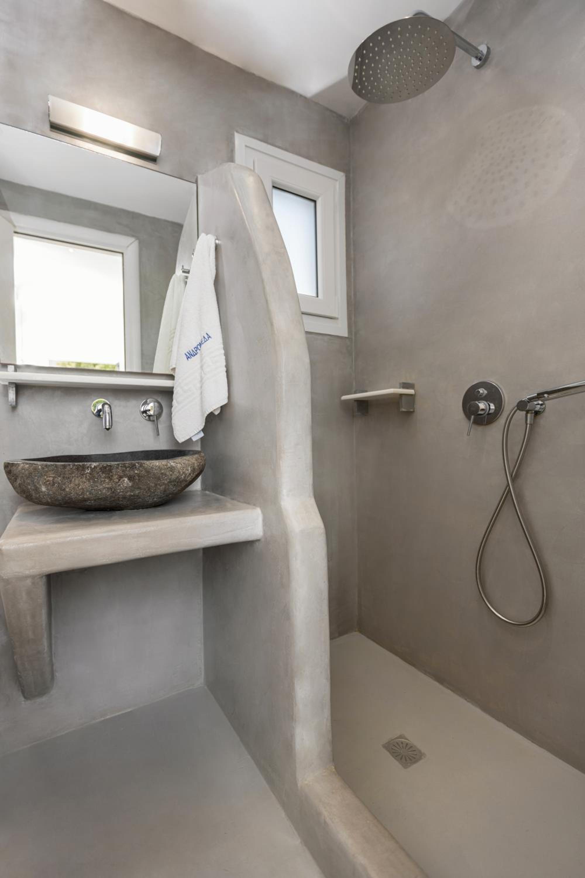 Studio (2 Adults) - Photo 15