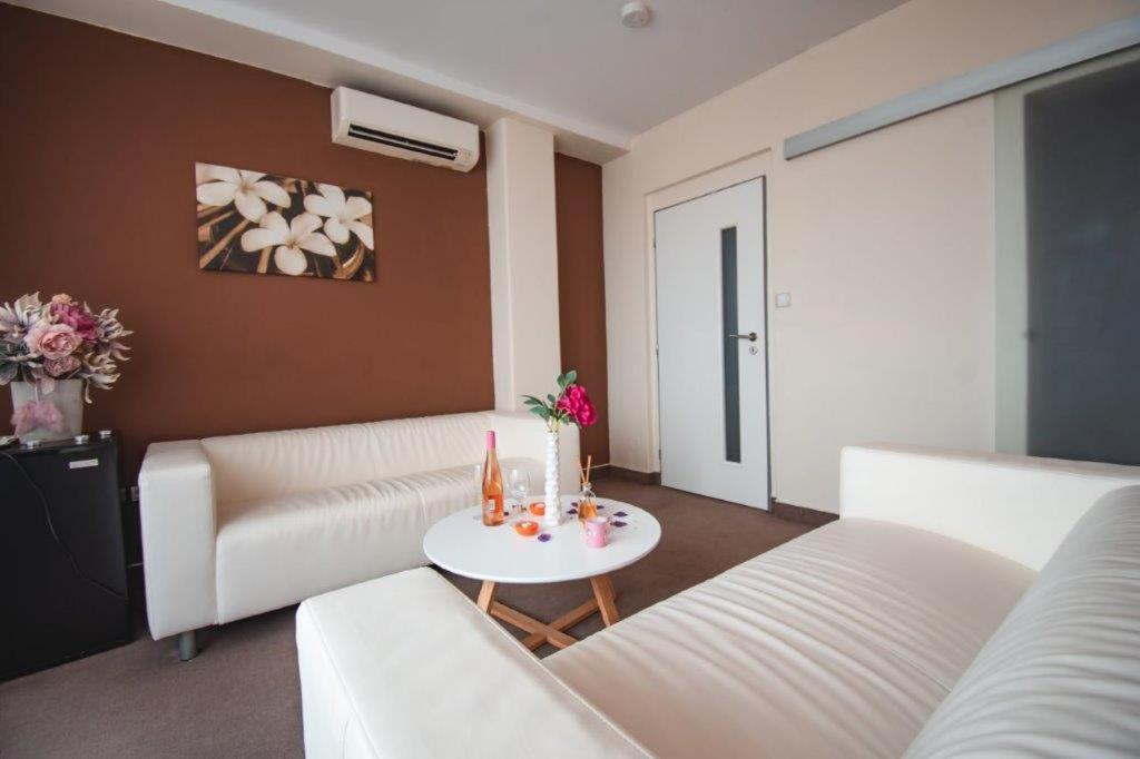 Standard Double Suite photo 2