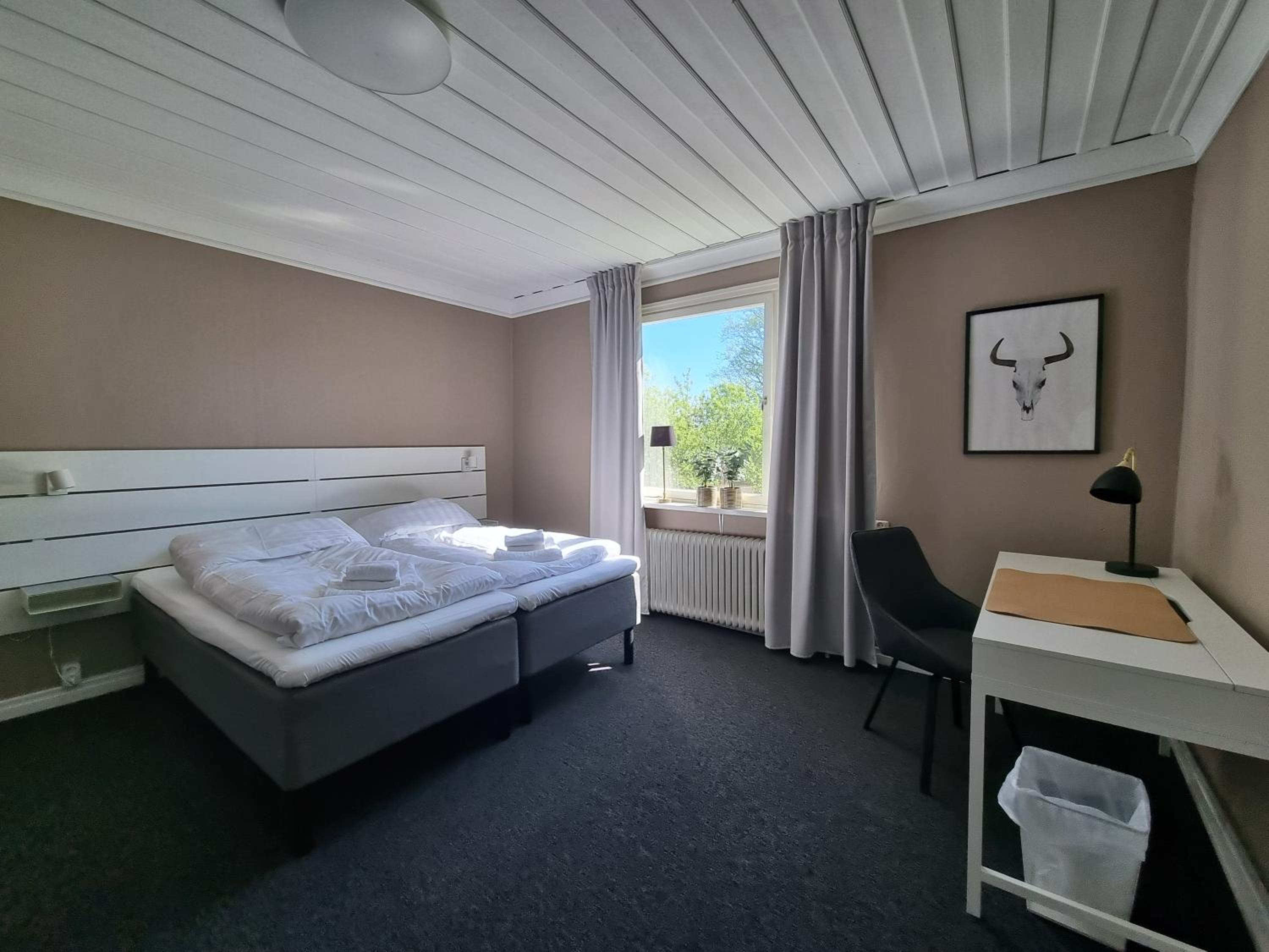 Budget Double or Twin Room - Photo 3
