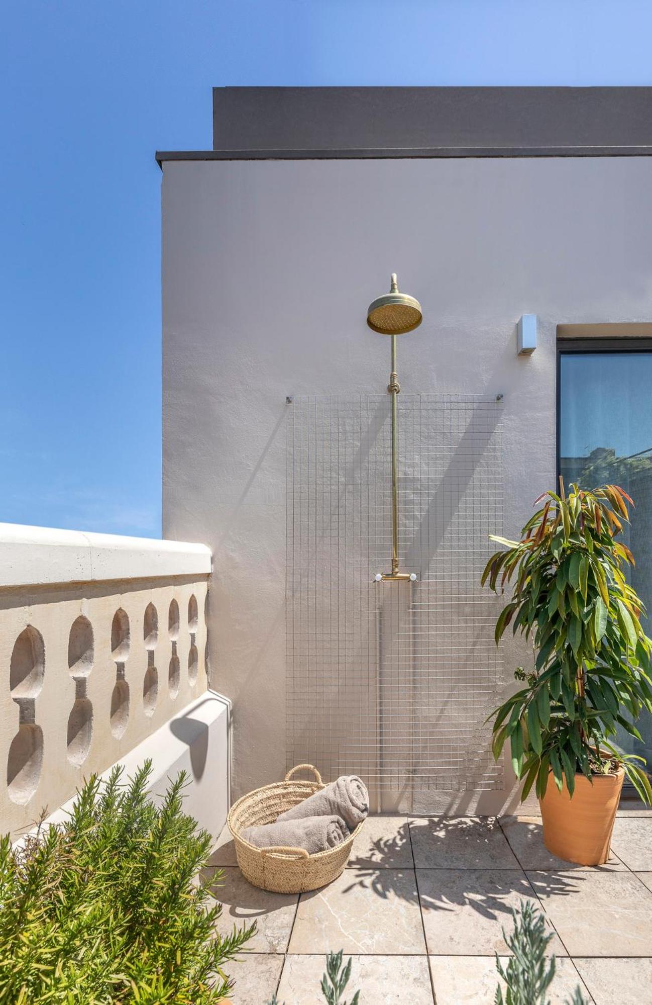 Deluxe Double Room with Terrace