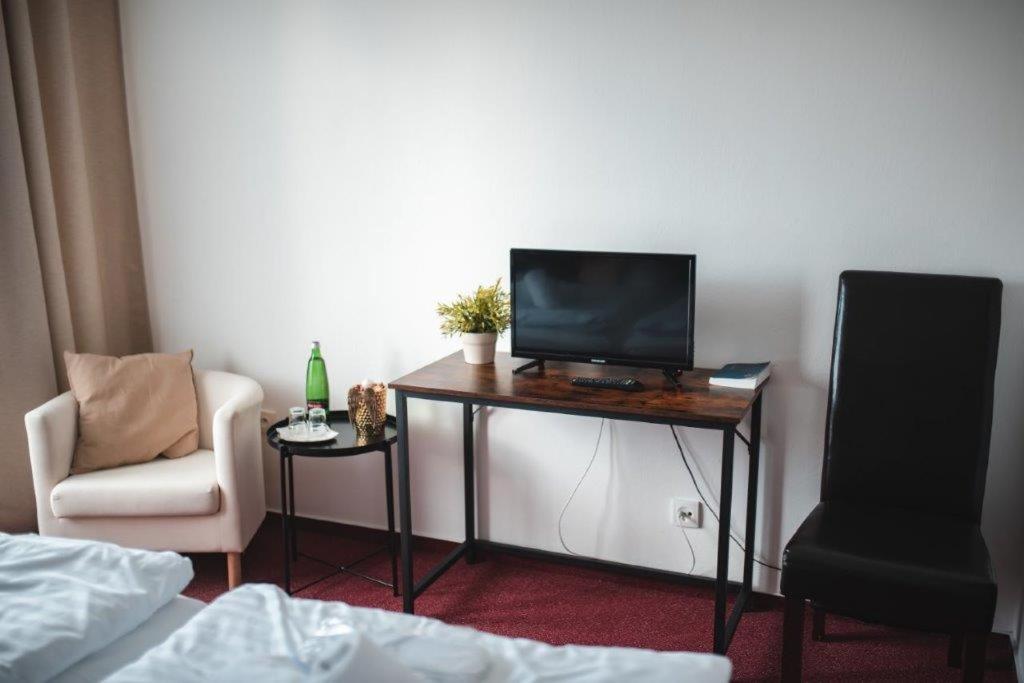 Double or Twin Room photo 1