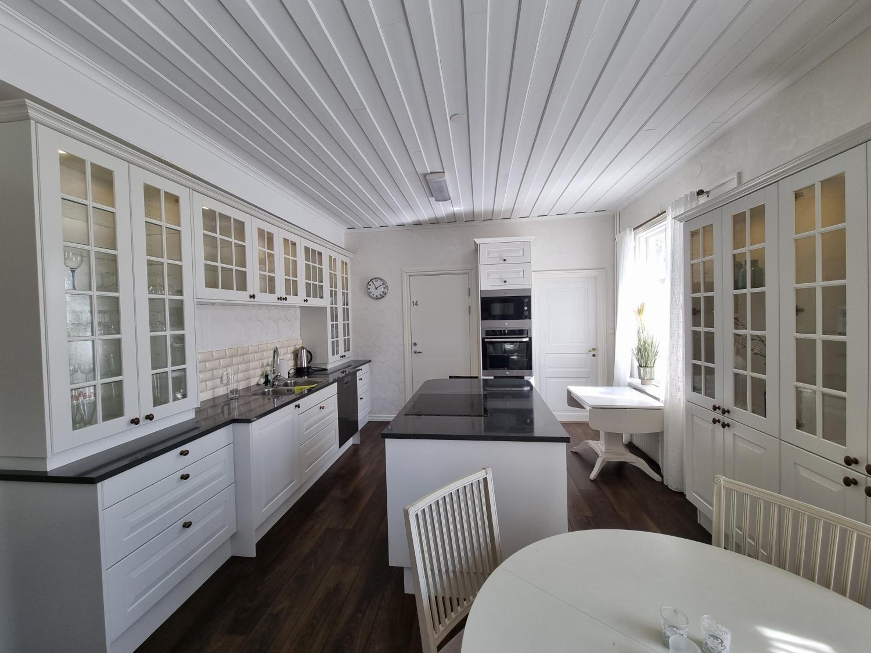 Budget Double or Twin Room - Photo 8