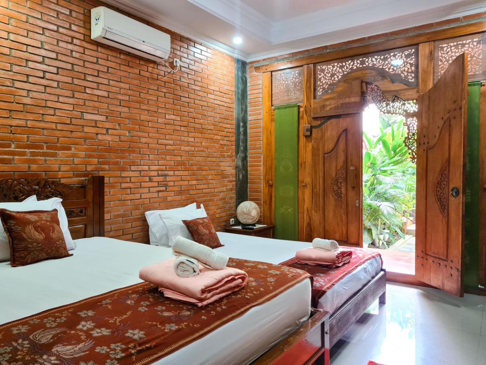 Standard Bungalow with Terrace