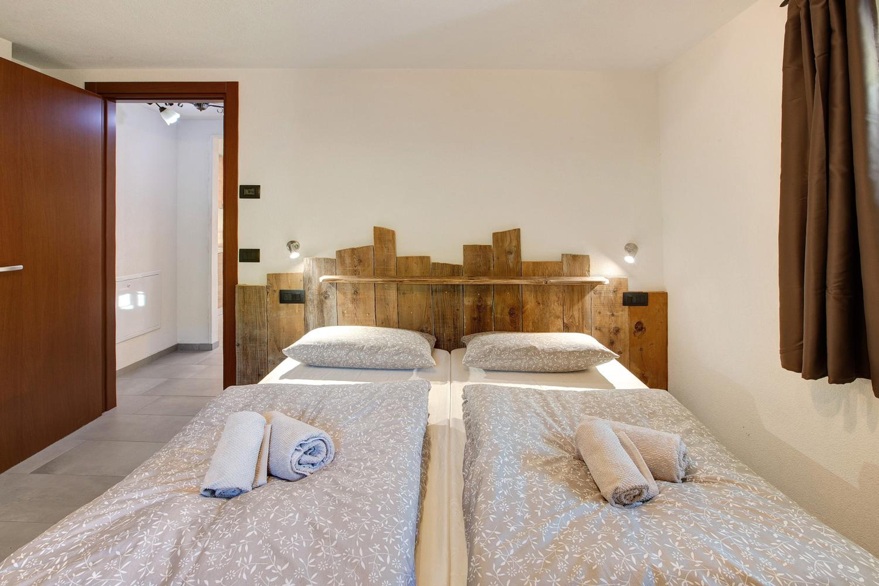 One-Bedroom Apartment with Garden View photo 1