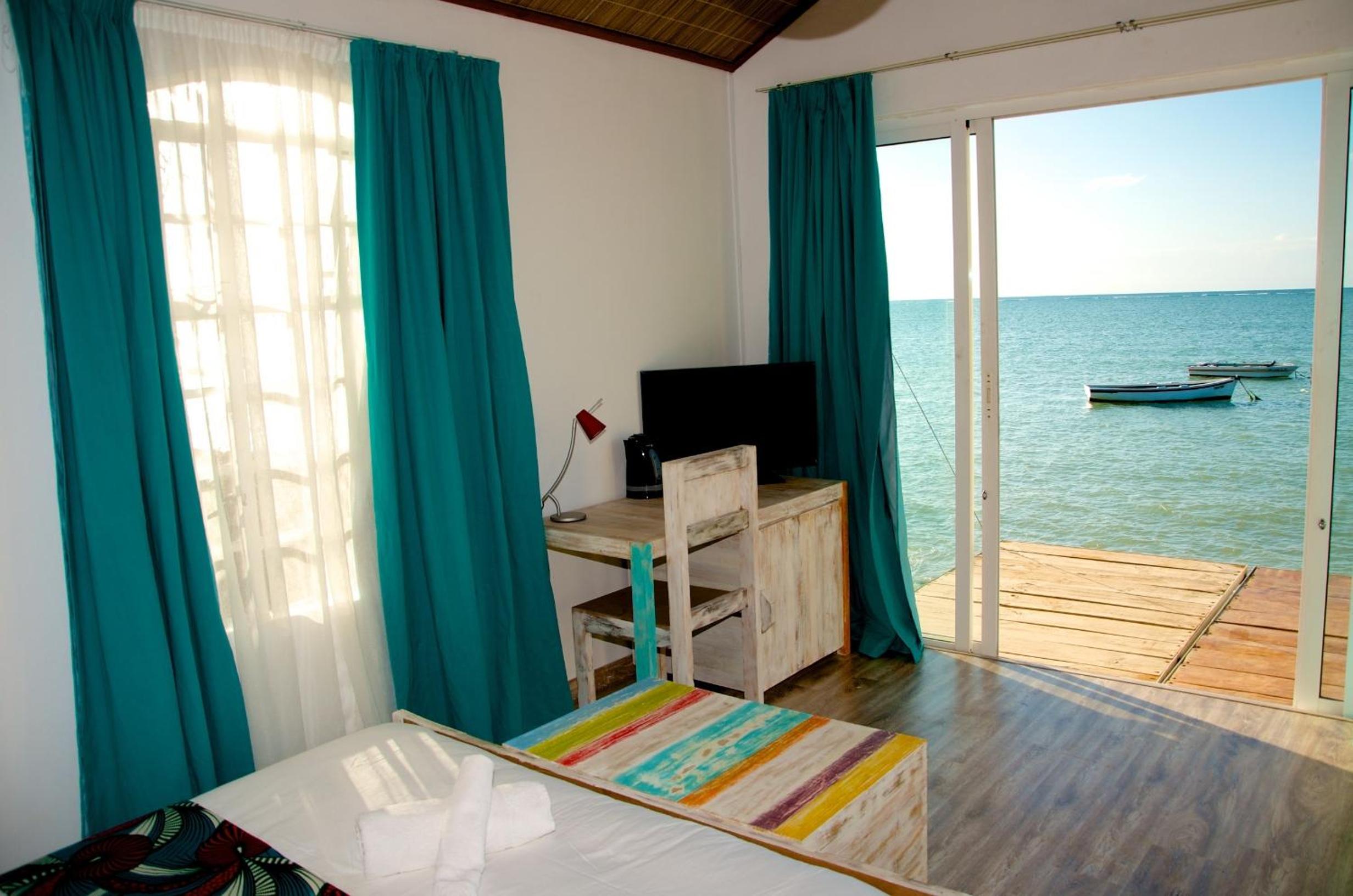 Bungalow - Beach Front