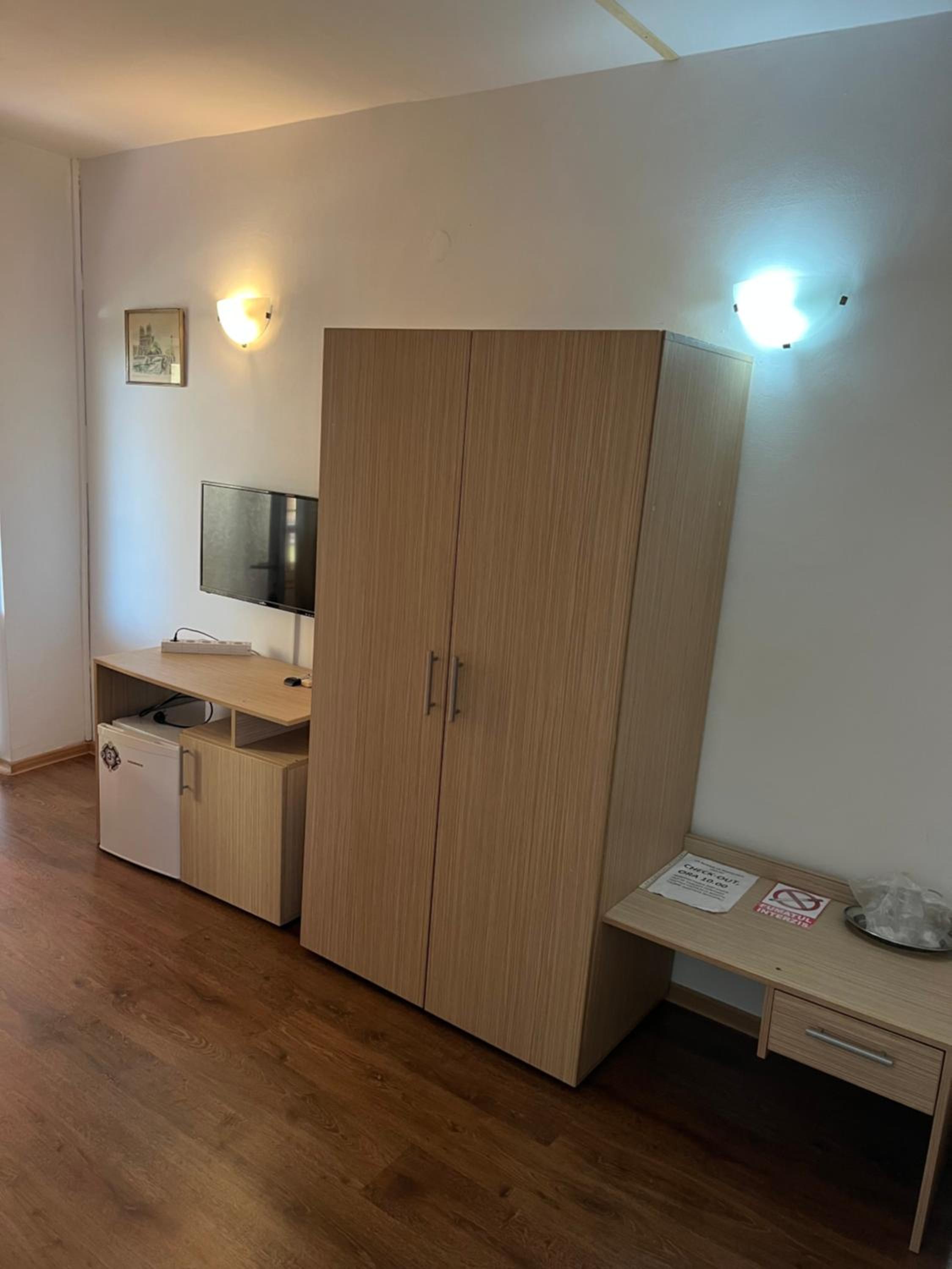 Double or Twin Room photo 2