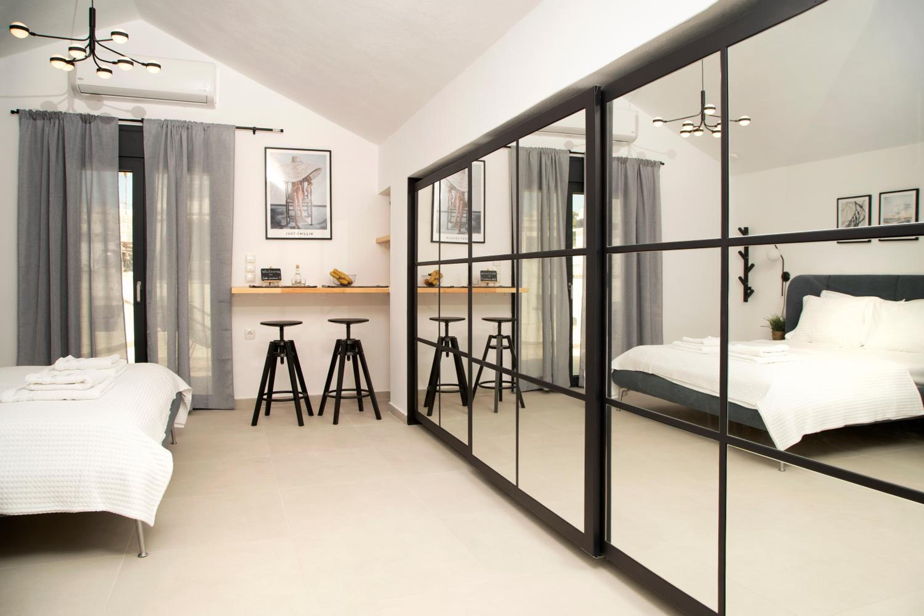 Studio Apartment with Sea View