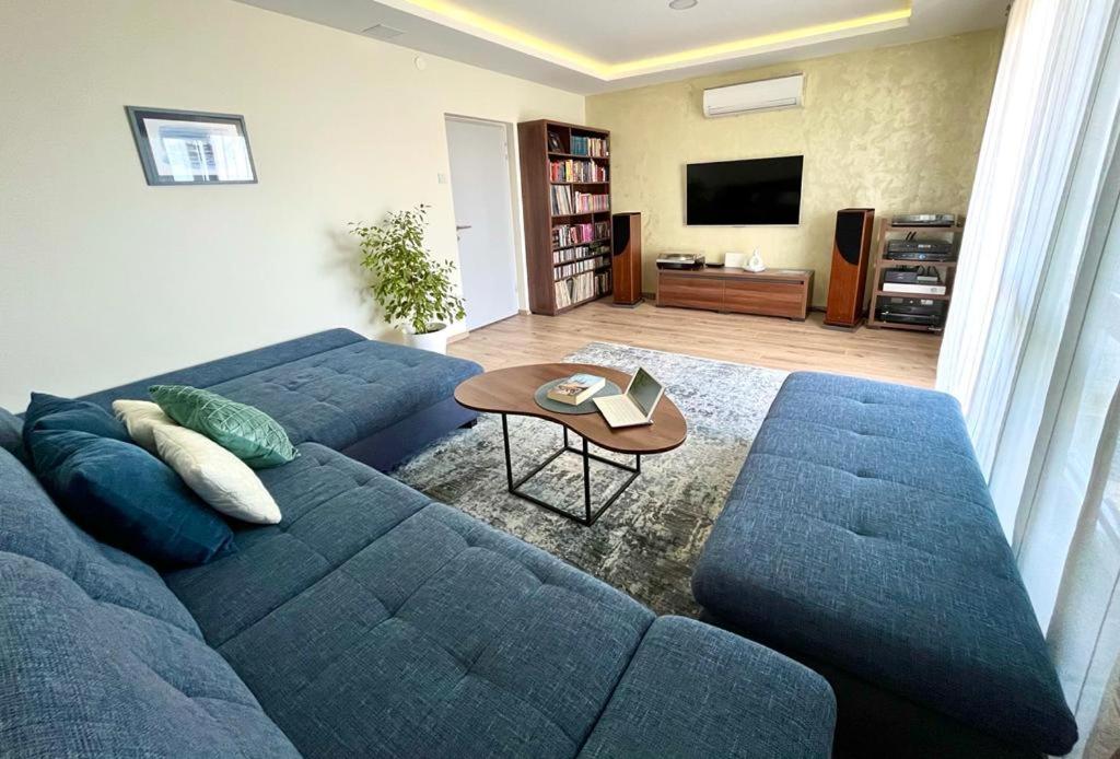 Apartment with Sea View