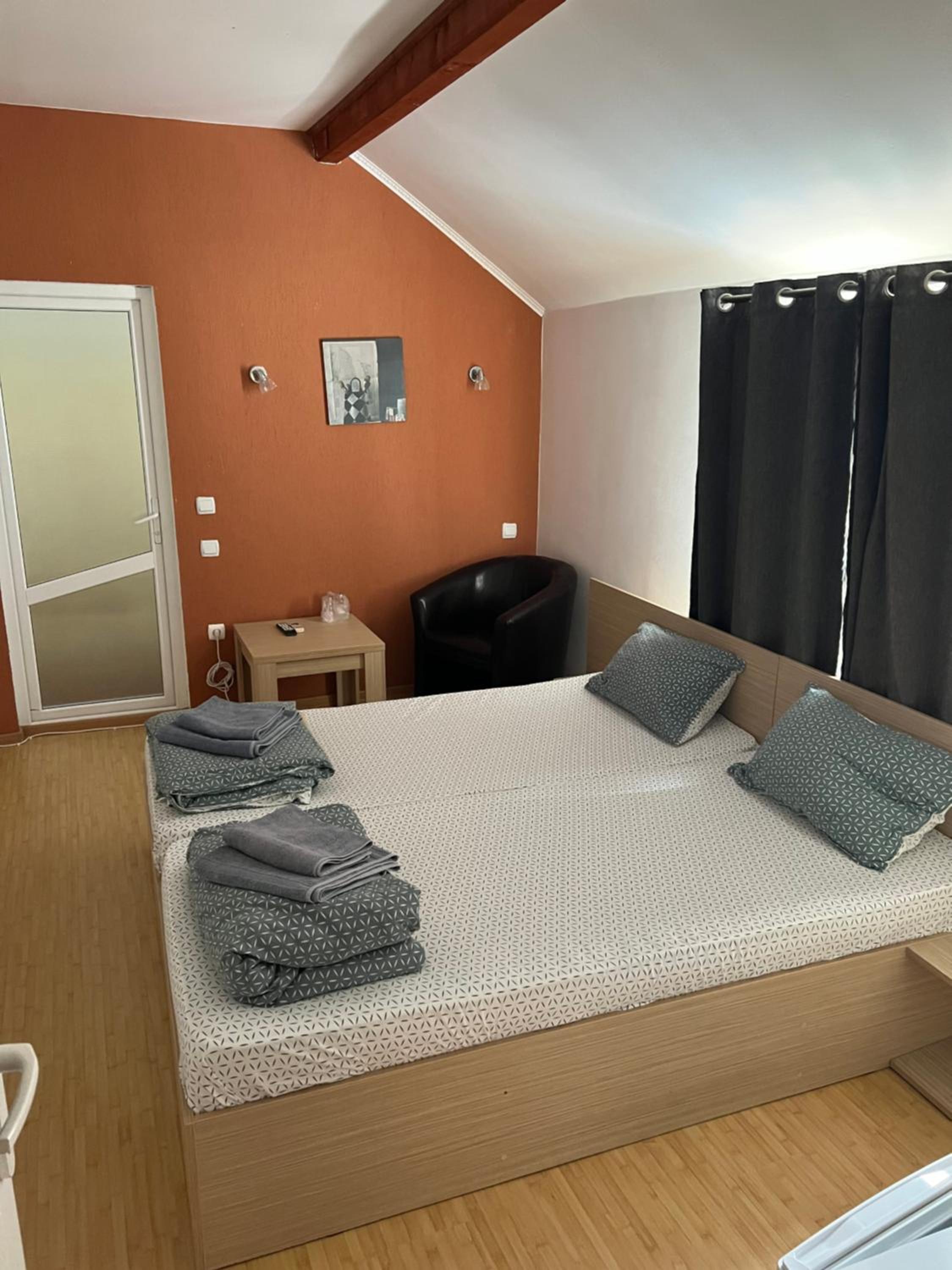 Economy Double Room photo 1