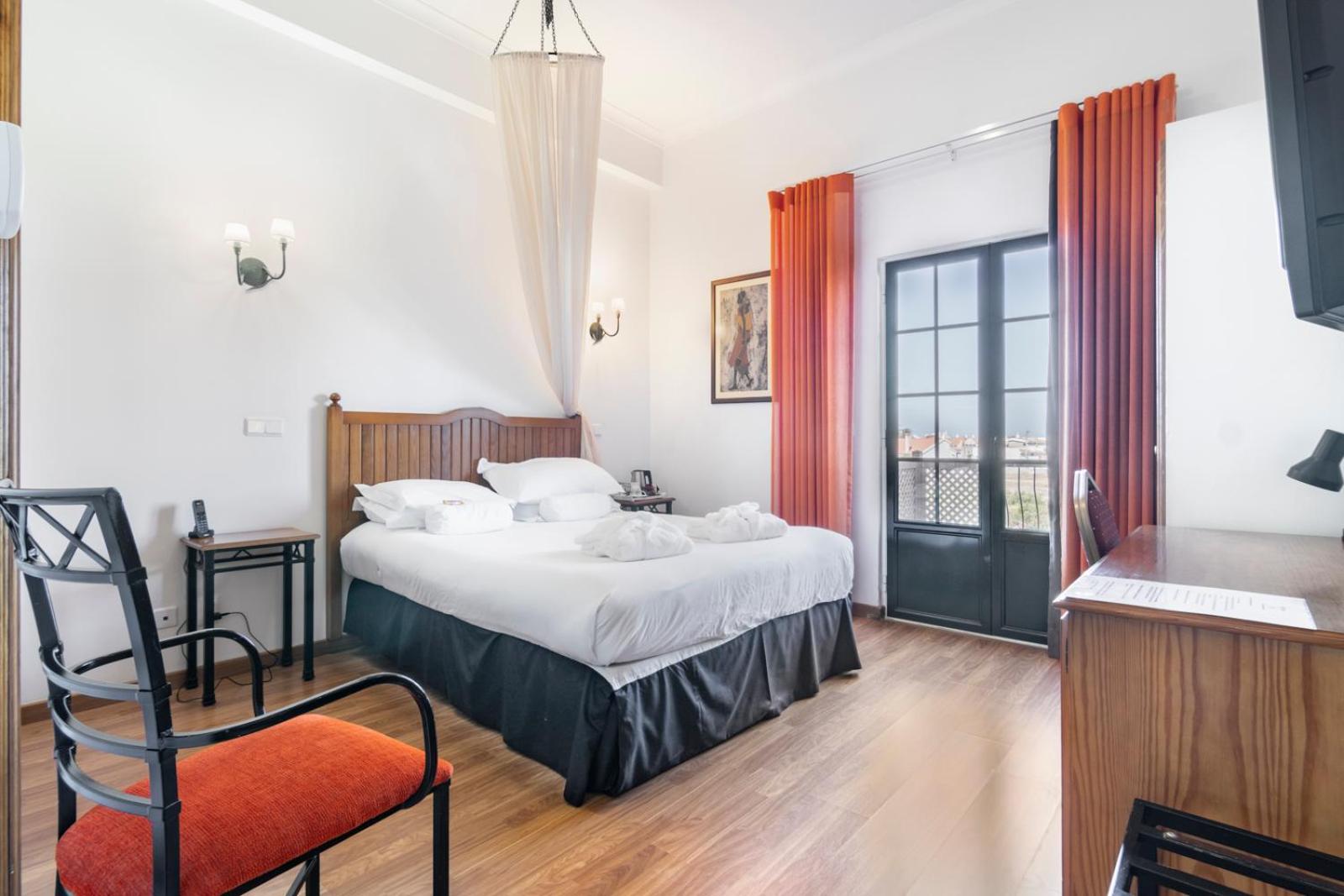 Double Room - Photo 4
