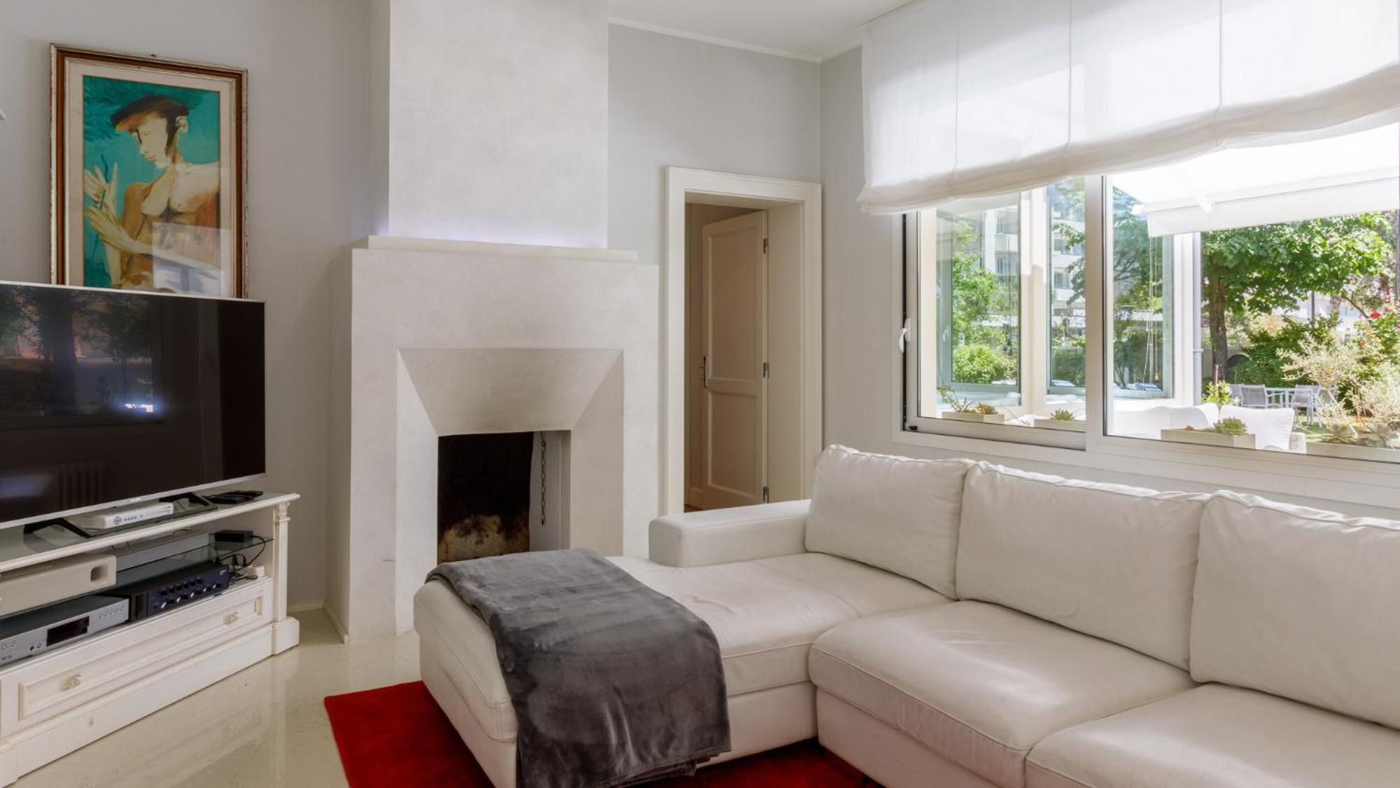 Five-Bedroom Villa