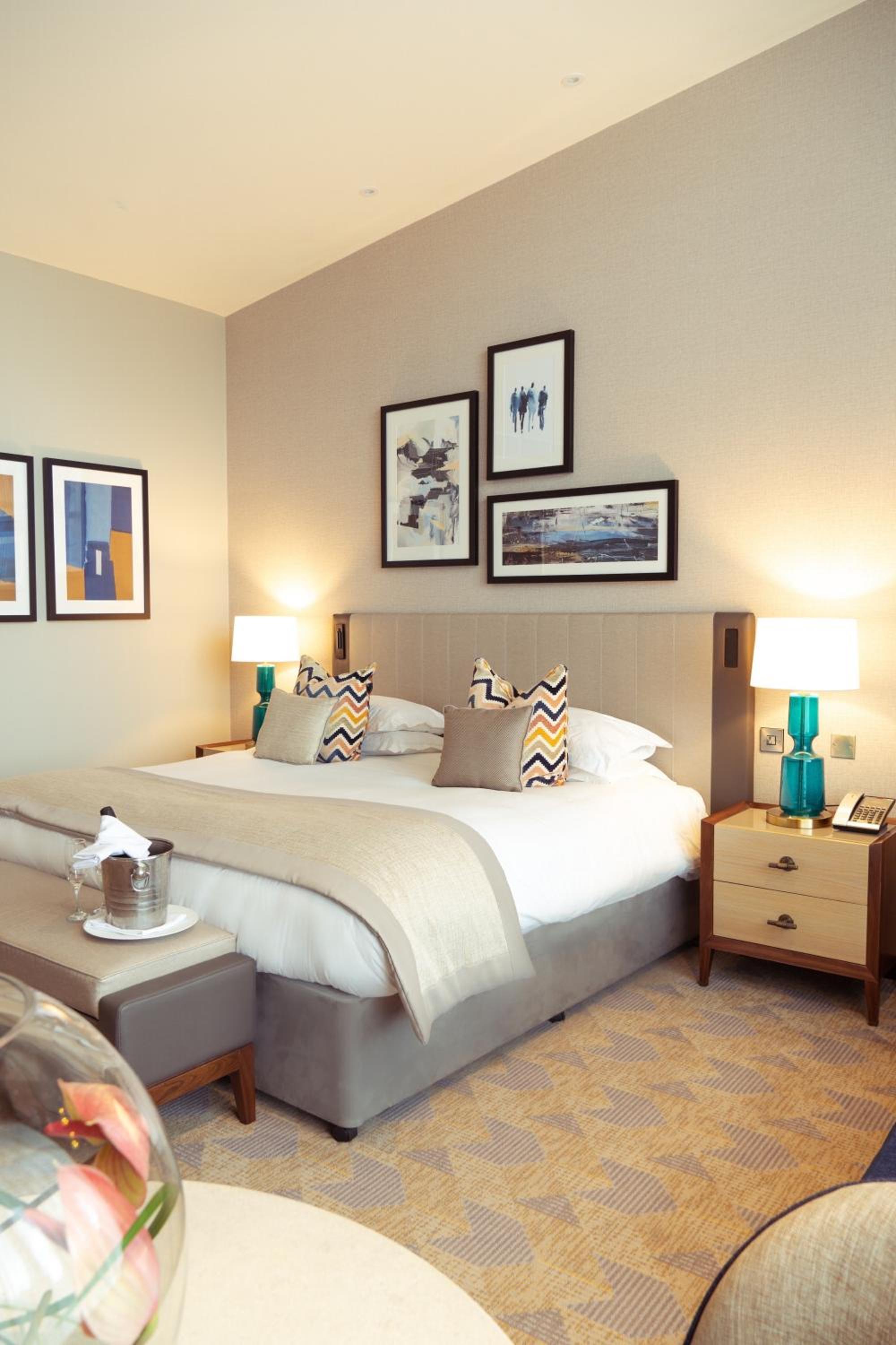 Executive King Bedroom - Photo 5