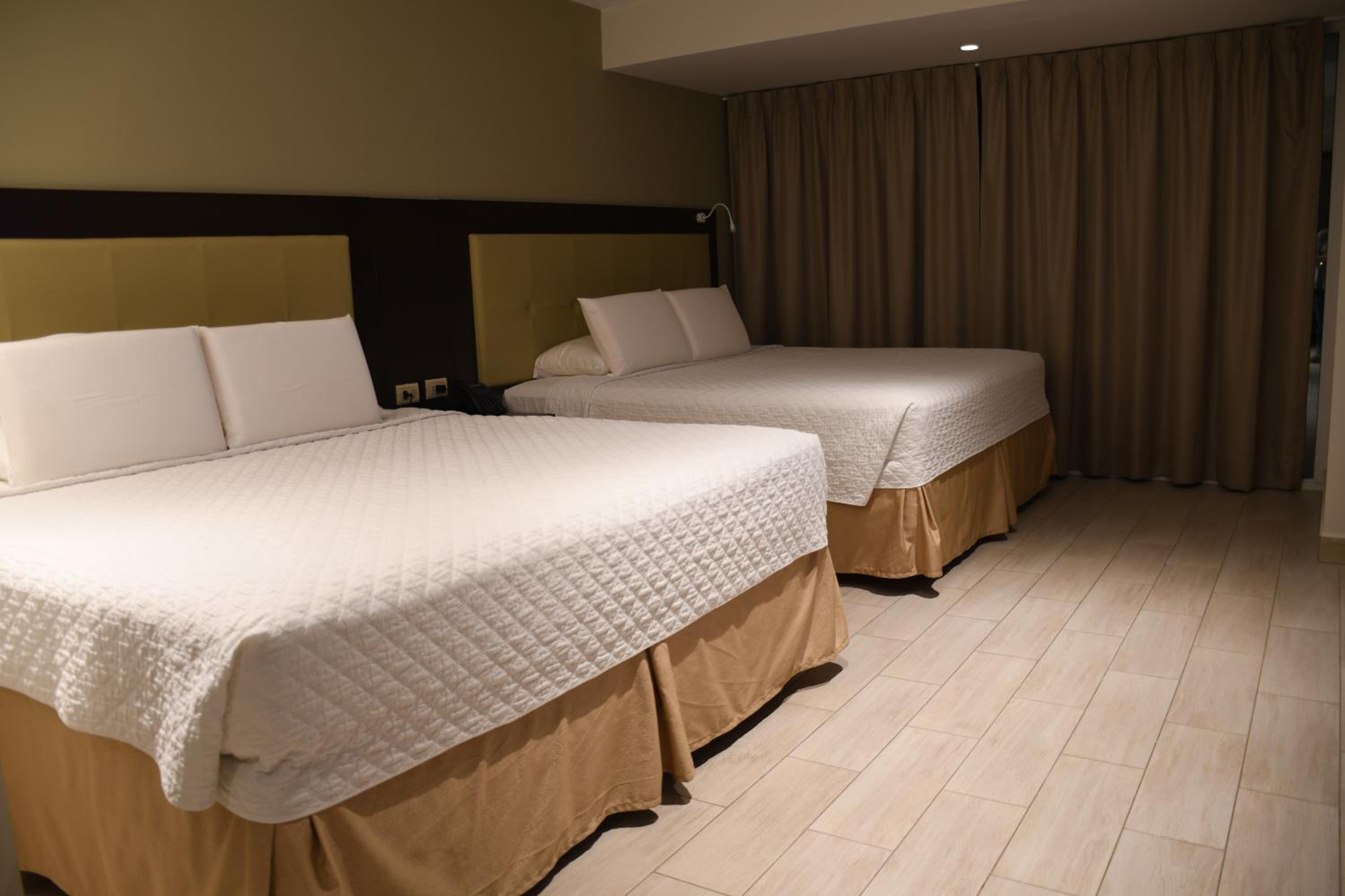 Double Or Twin Room photo 3