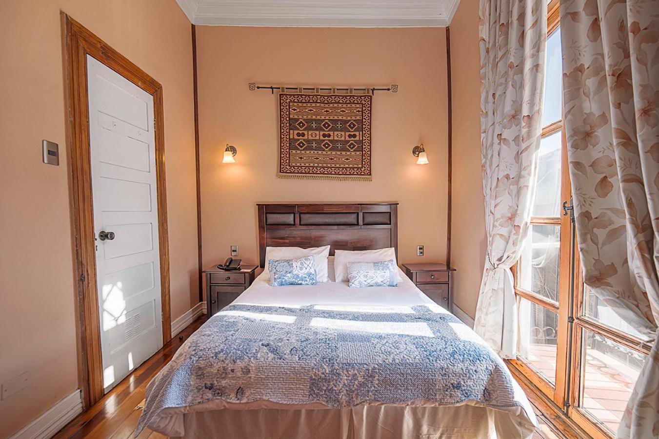 Double Room with Balcony photo 1