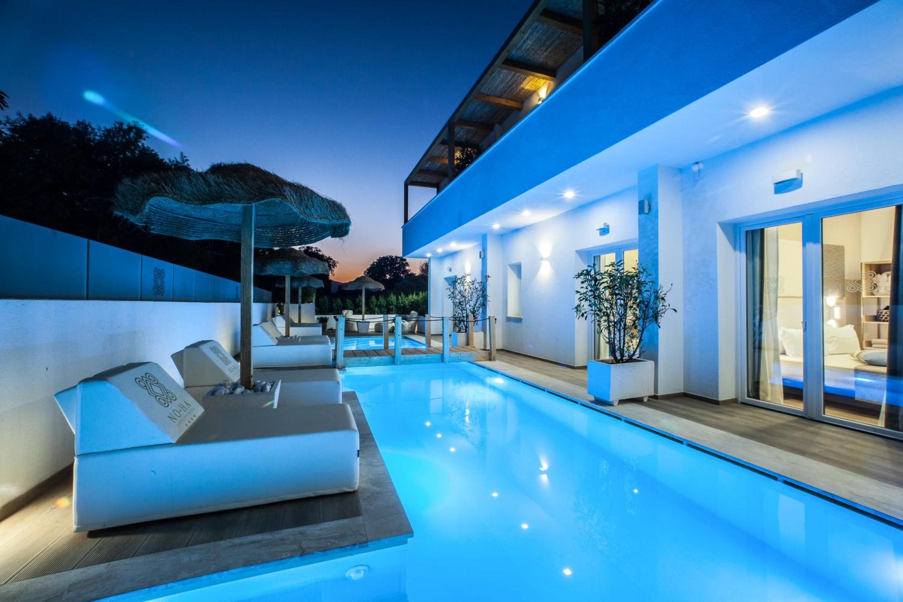 Deluxe Double or Twin Room with Pool Access - Photo 21