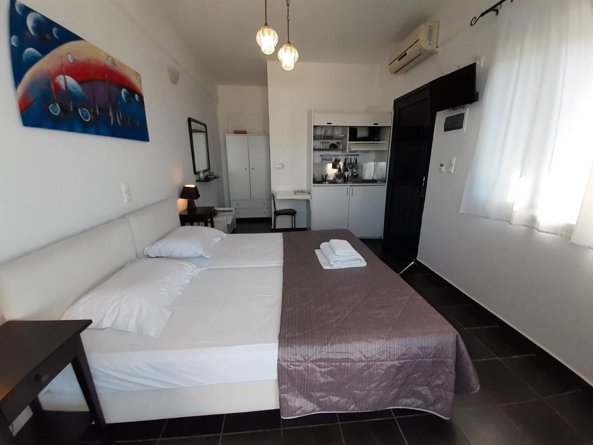 Deluxe Twin Room with Sea View photo 2